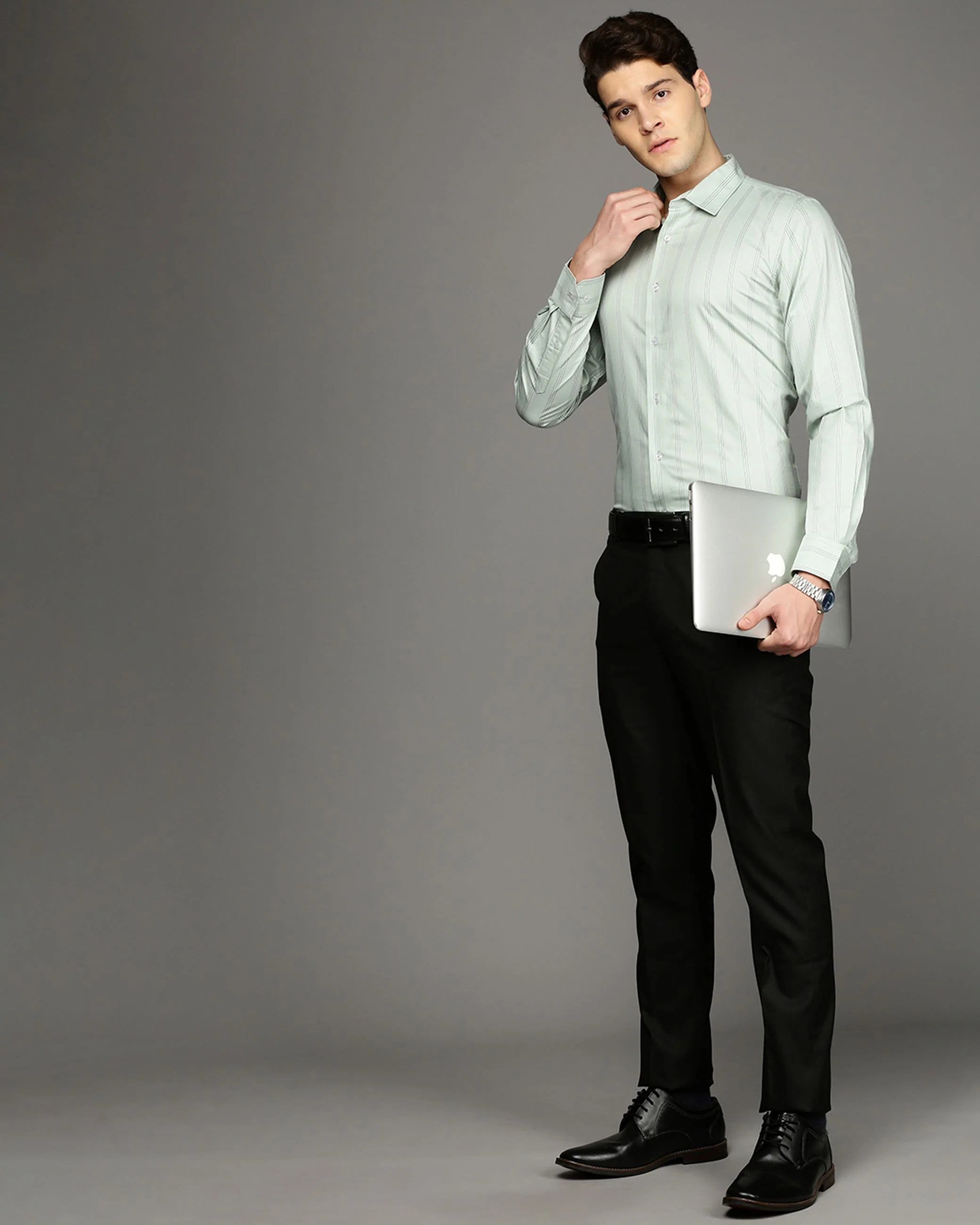 Men Green Cotton Blend Slim Shirt - Image 5