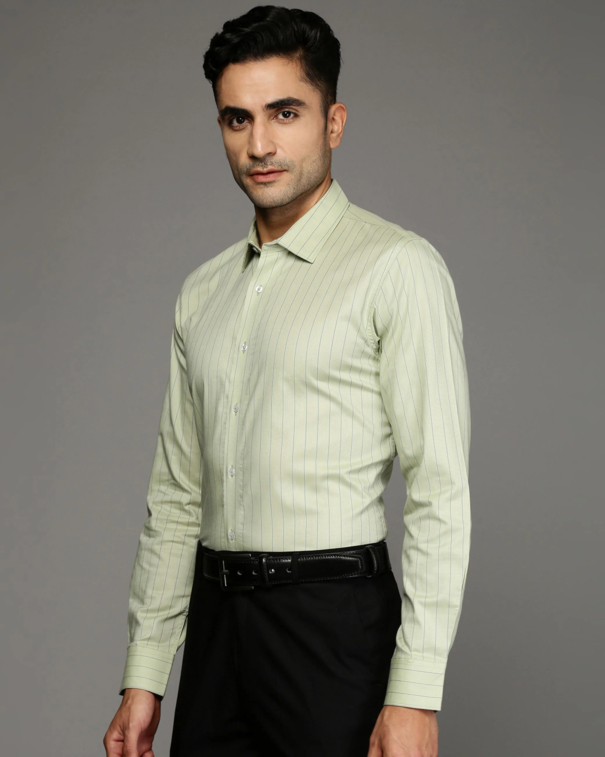 Men Green Cotton Blend Slim Shirt - Image 3
