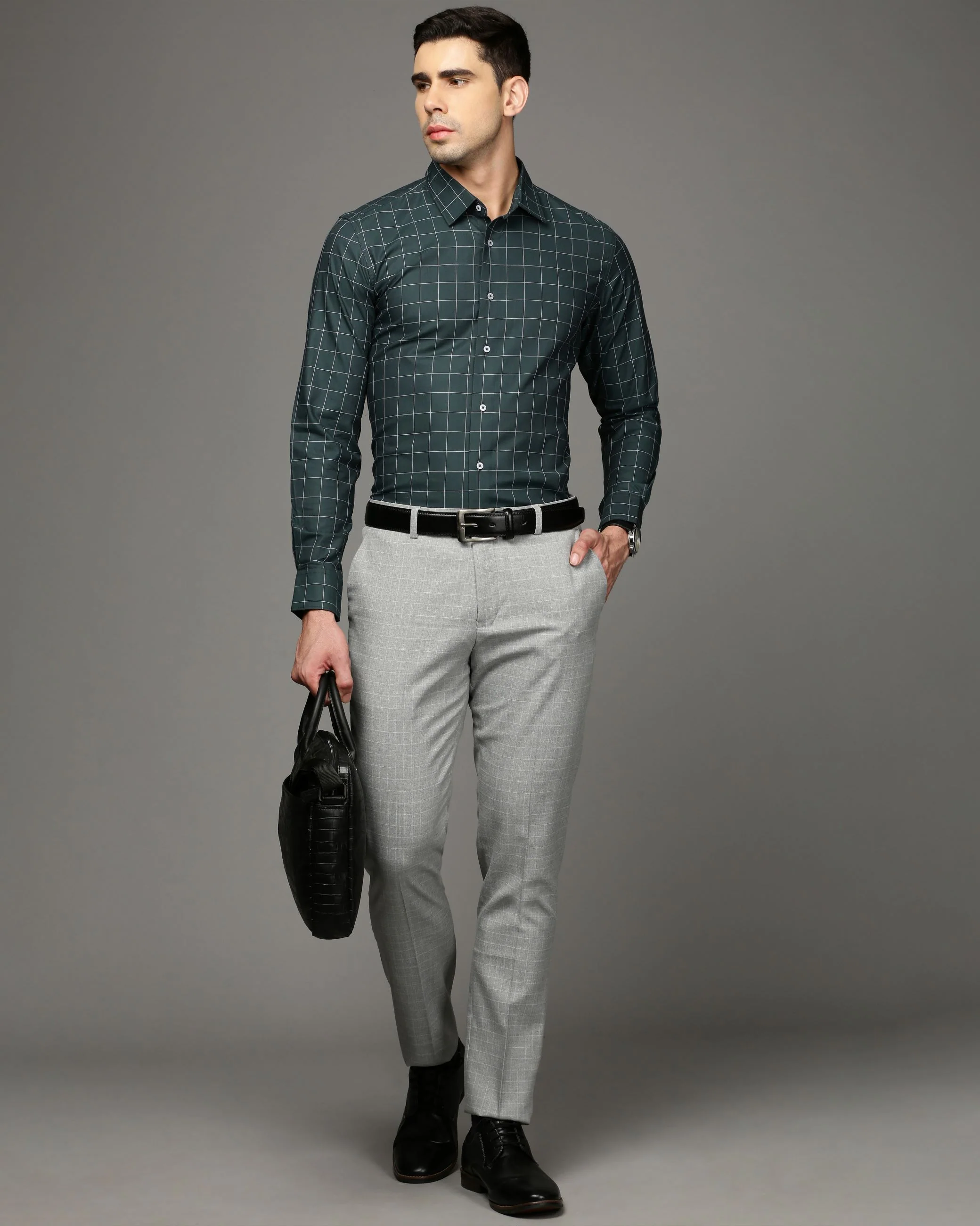 Men Green Cotton Blend Slim Shirt - Image 5