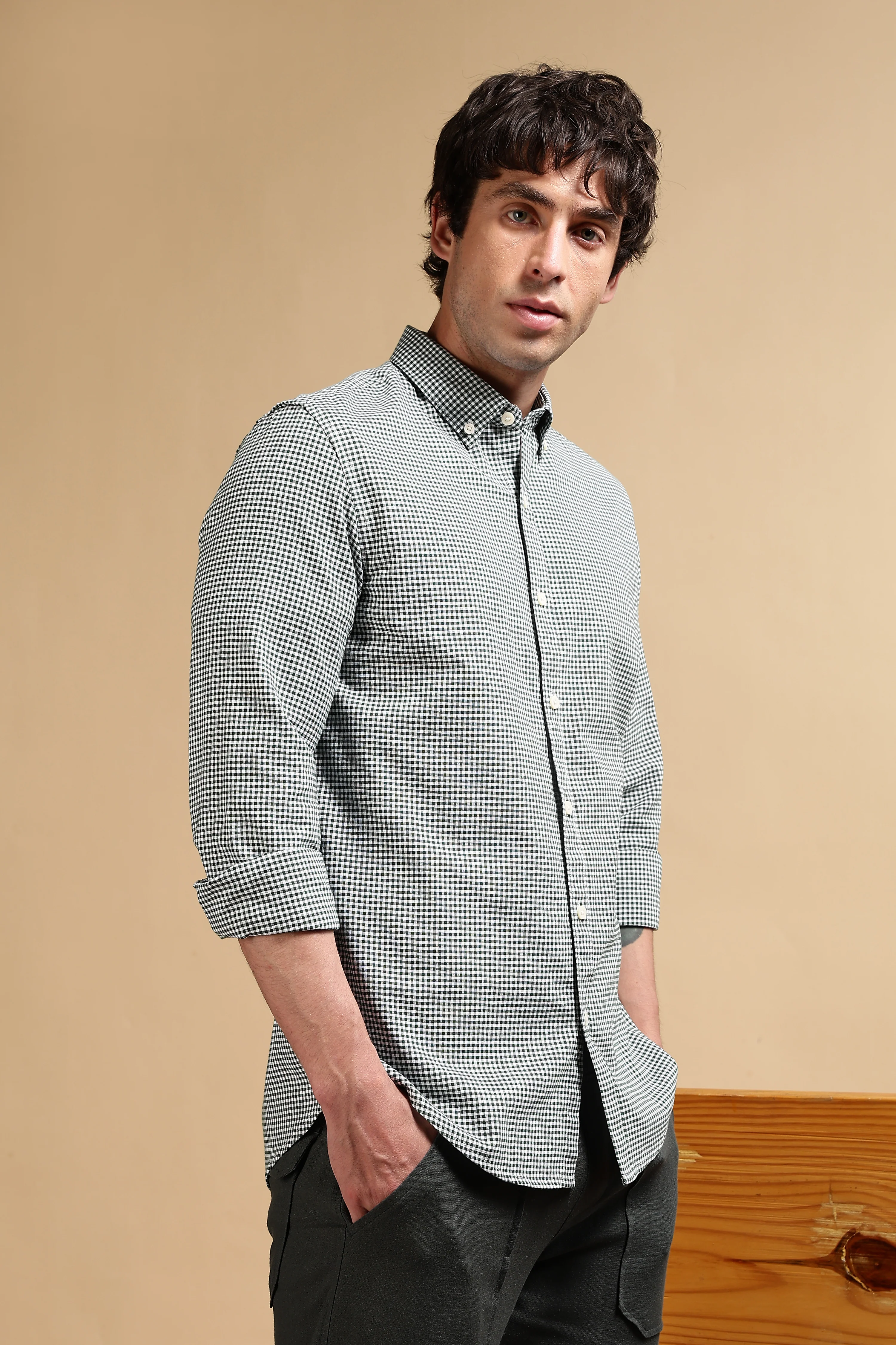 Men Green Cotton Oxford Slim Fit Mini Checks Shirt - Image 3
