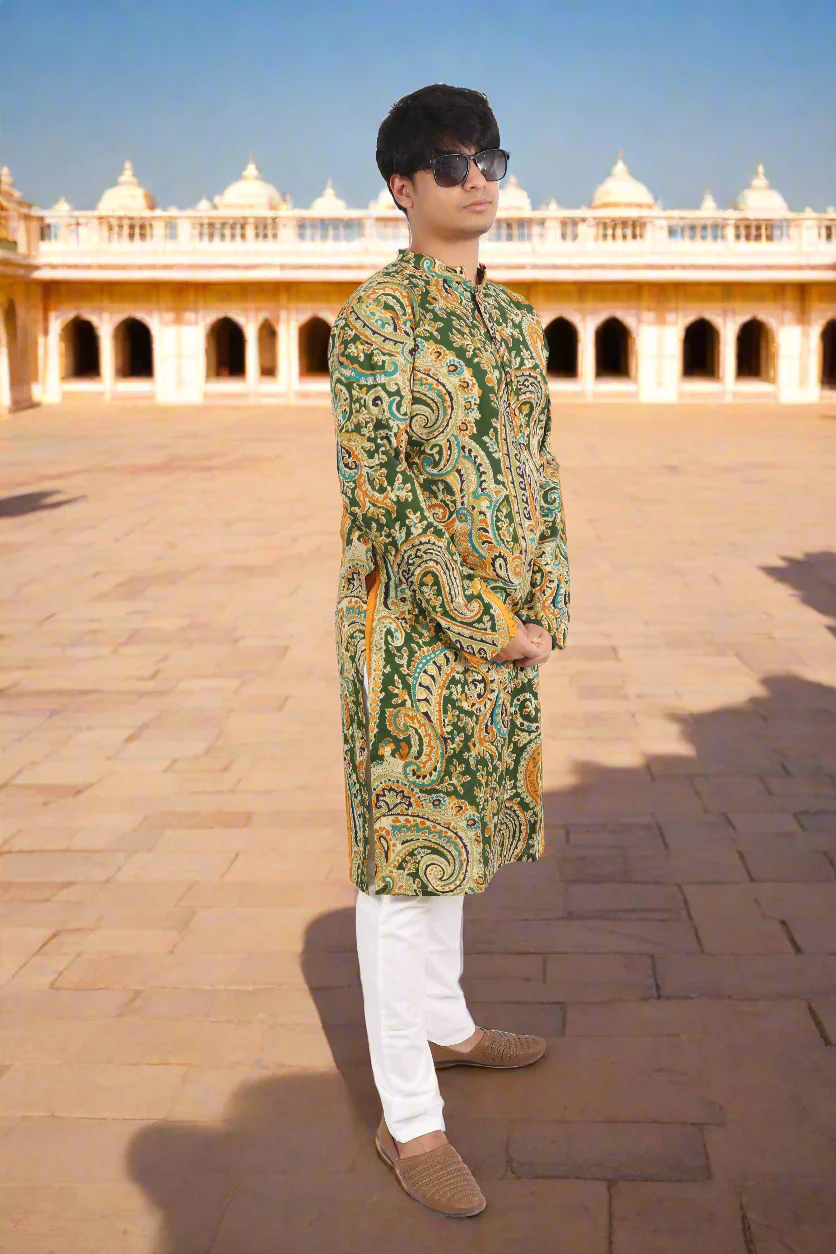 Men Green Cotton Paisley Printed Straight Kurta - Image 4