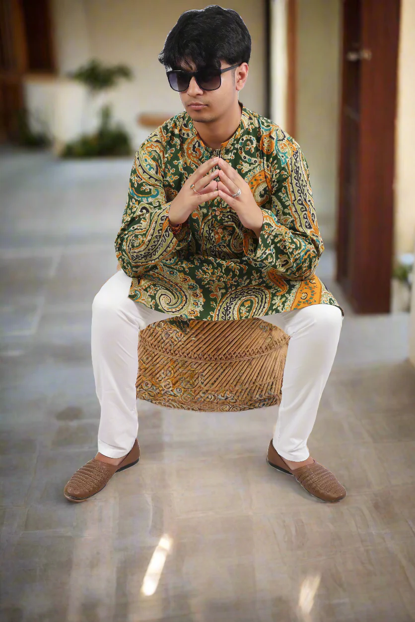 Men Green Cotton Paisley Printed Straight Kurta - Image 6