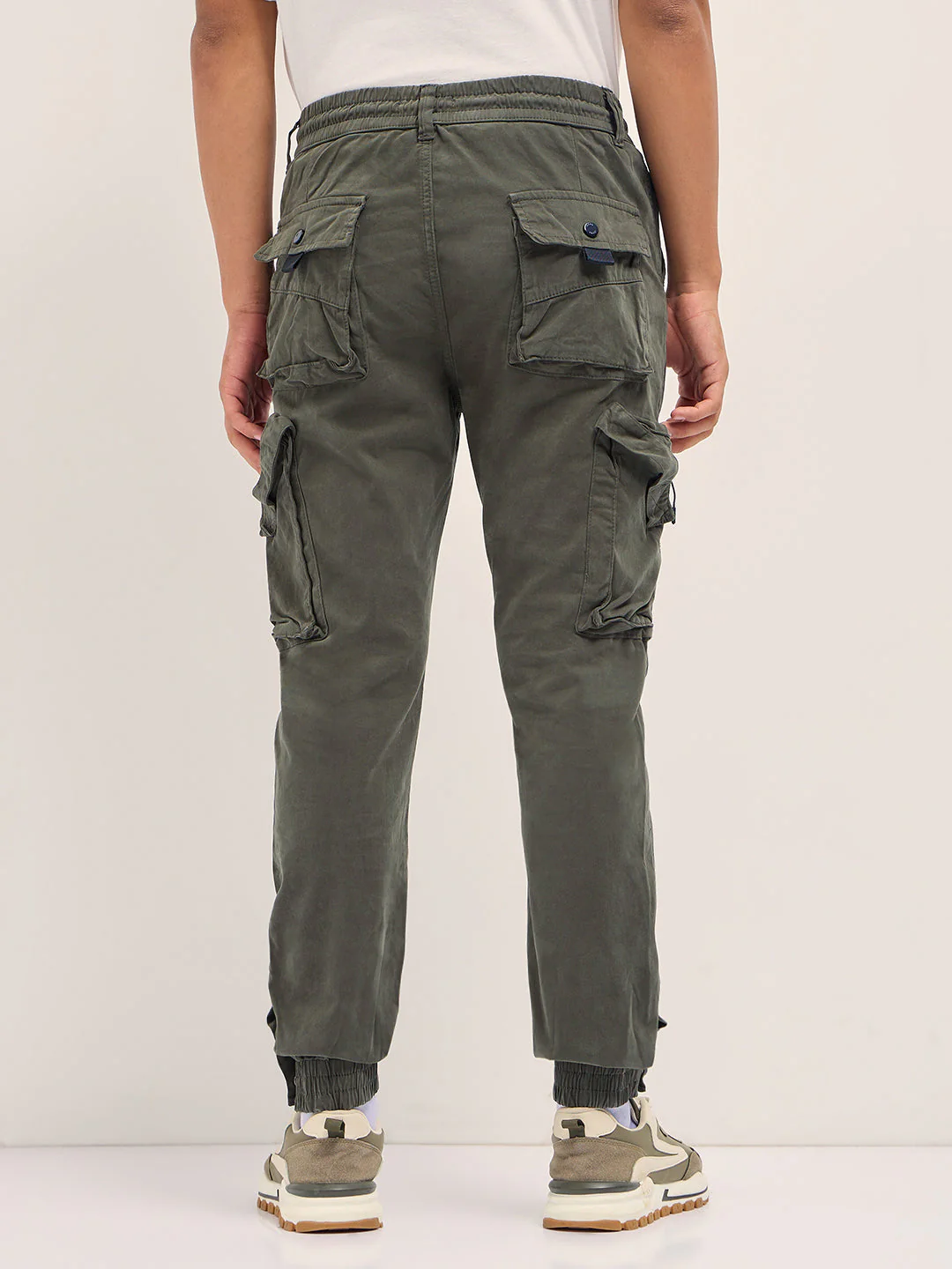 Men Green Cotton Relaxed Fit Cargo Pants - Image 2