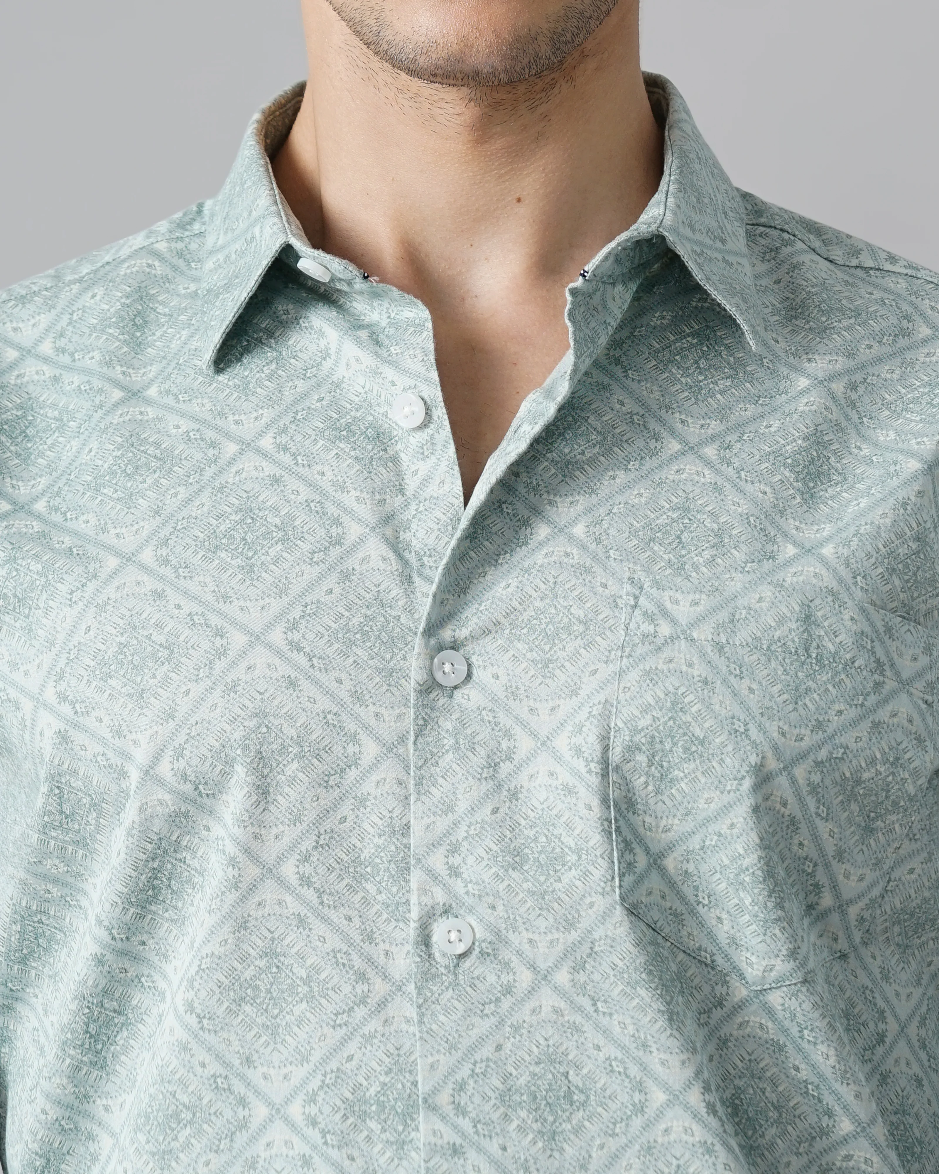 Men Green Cotton Slim Shirt - Image 2