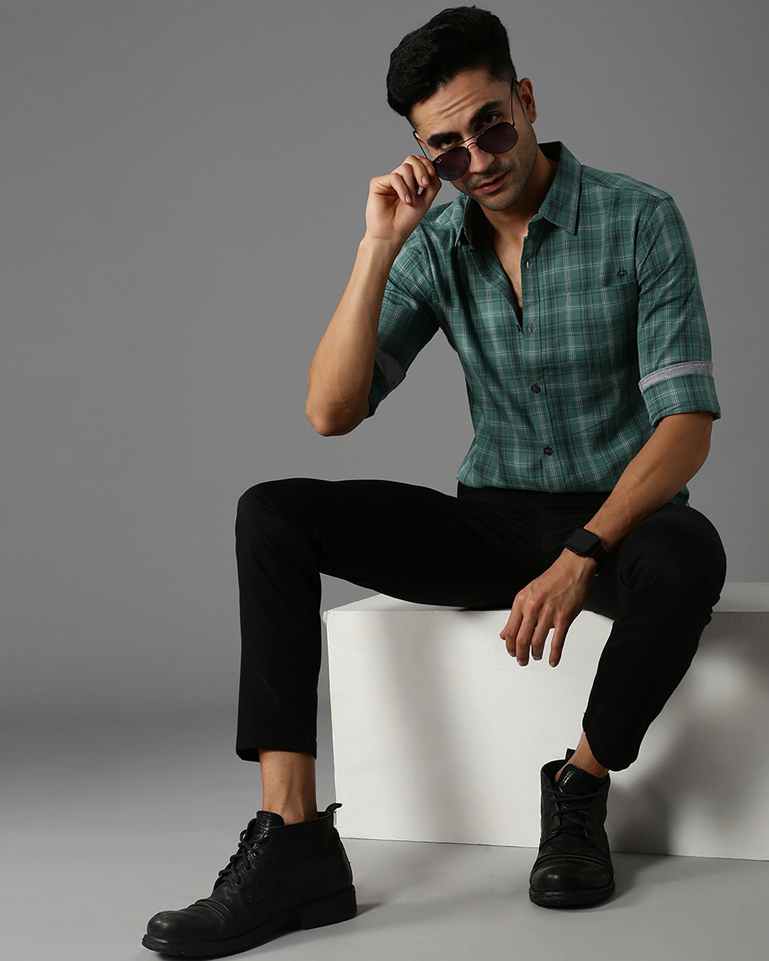 Men Green Cotton Slim Shirt - Image 7