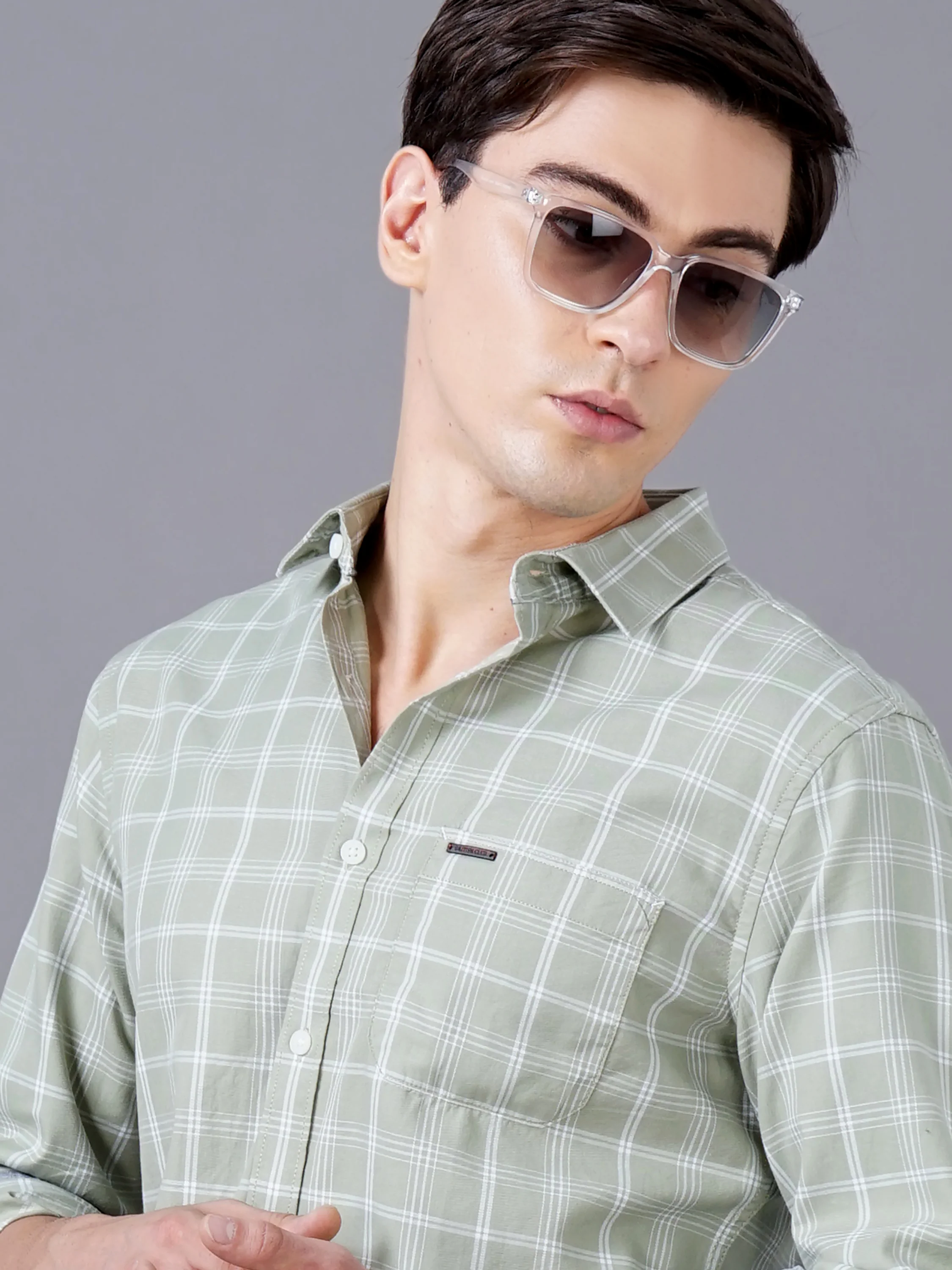 Men Green Cotton Slim Shirt - Image 3