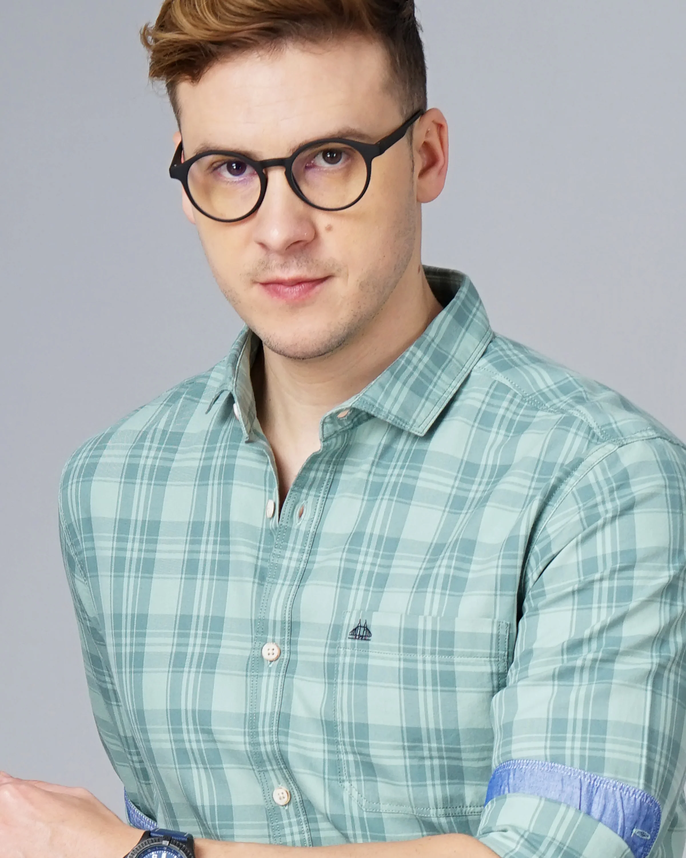 Men Green Cotton Slim Shirt - Image 2