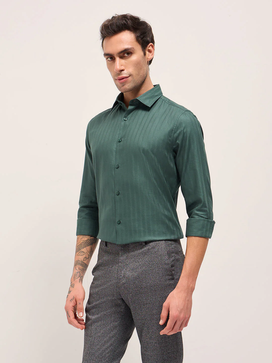 Men Green Cotton Woven Stripes Design Tailored Fit Formal Shirt - Image 3