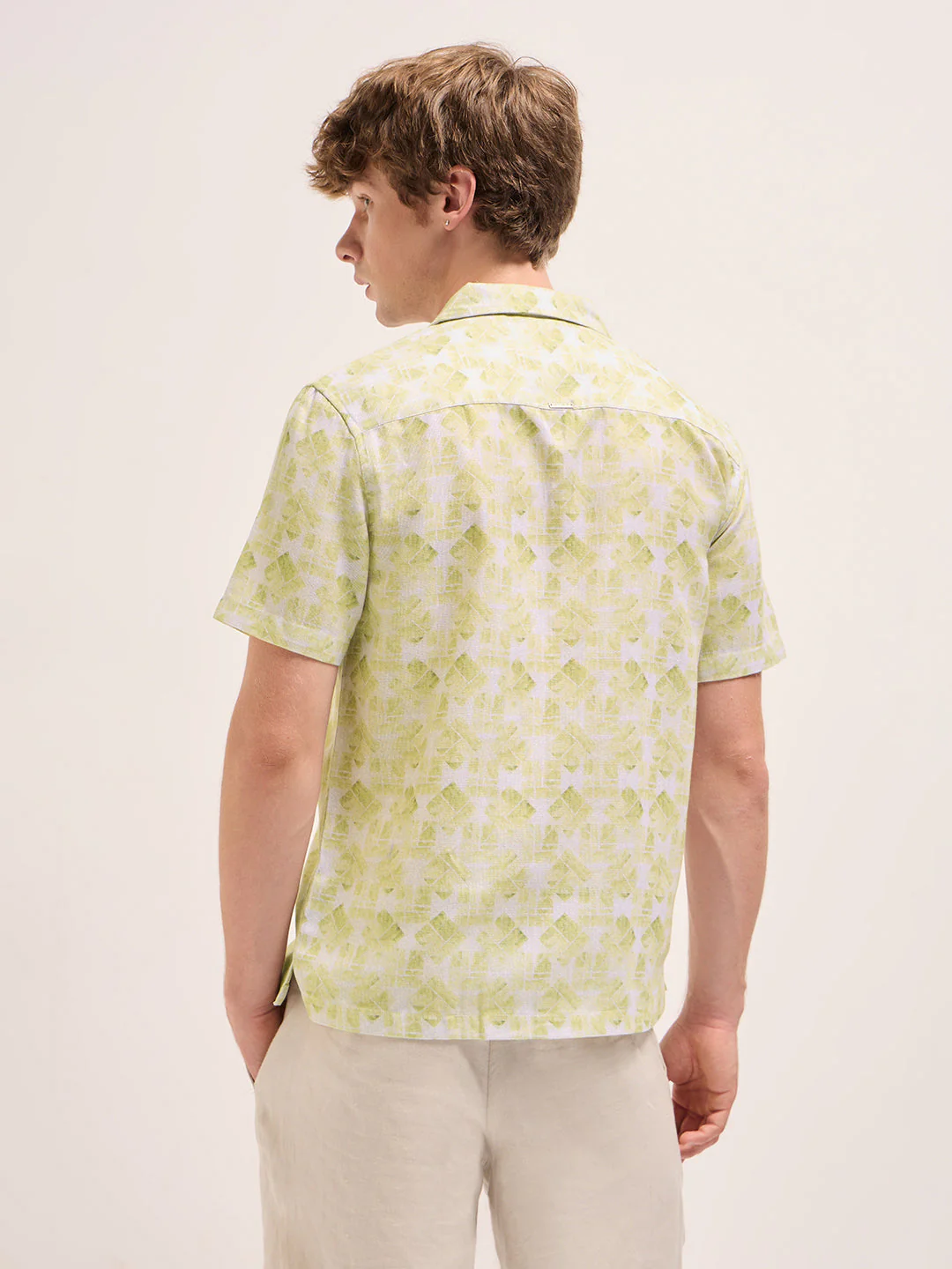 Men Green Digital Abstract Print Regular Fit Casual Shirt - Image 2