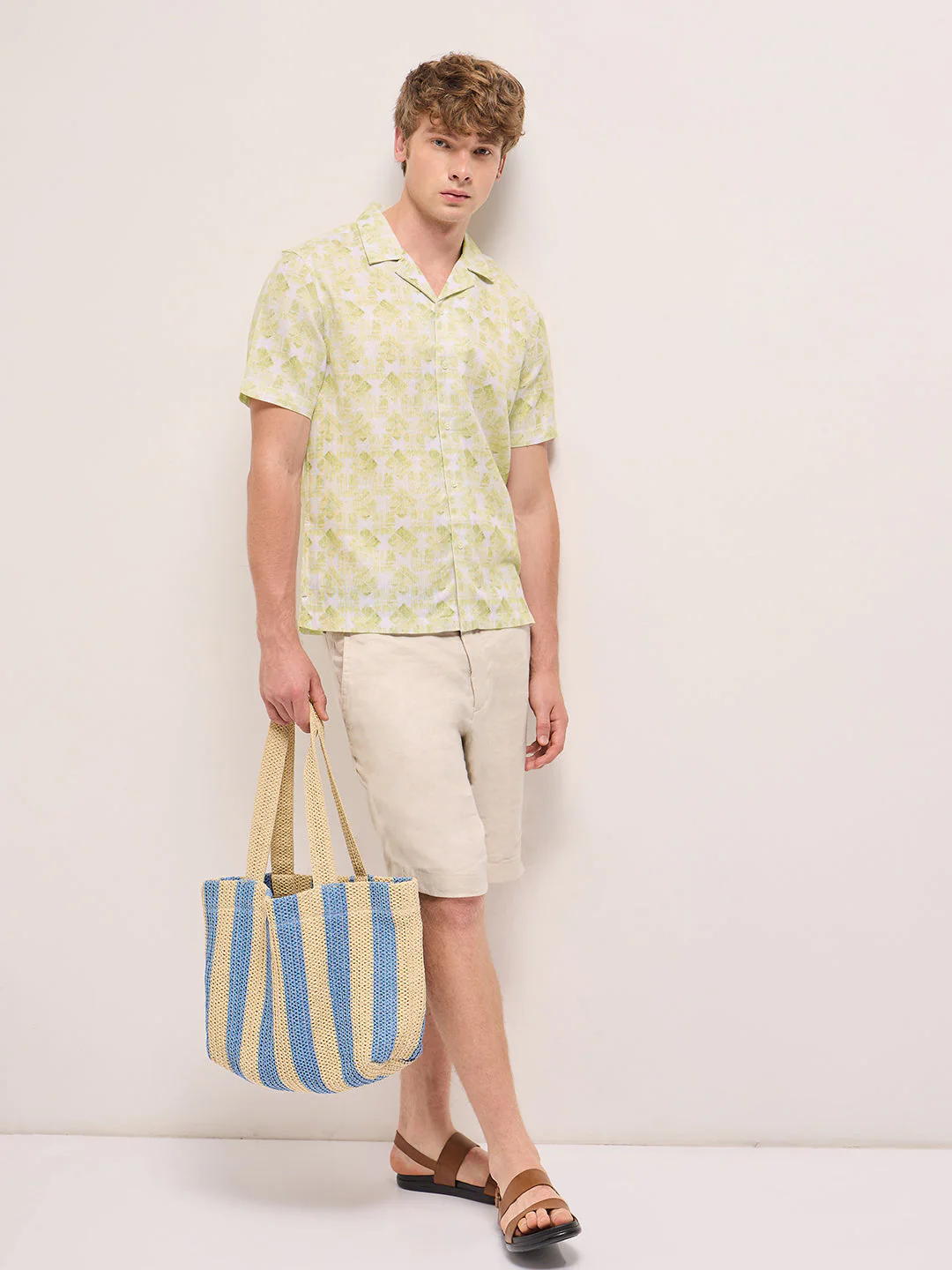 Men Green Digital Abstract Print Regular Fit Casual Shirt - Image 4