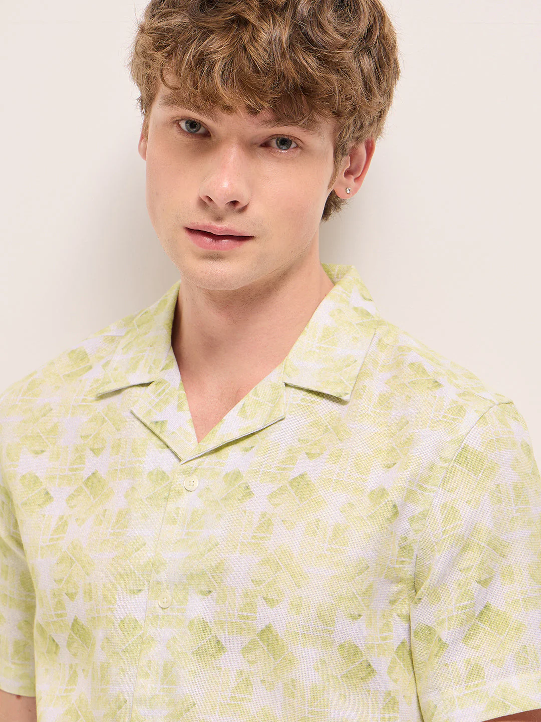 Men Green Digital Abstract Print Regular Fit Casual Shirt - Image 5