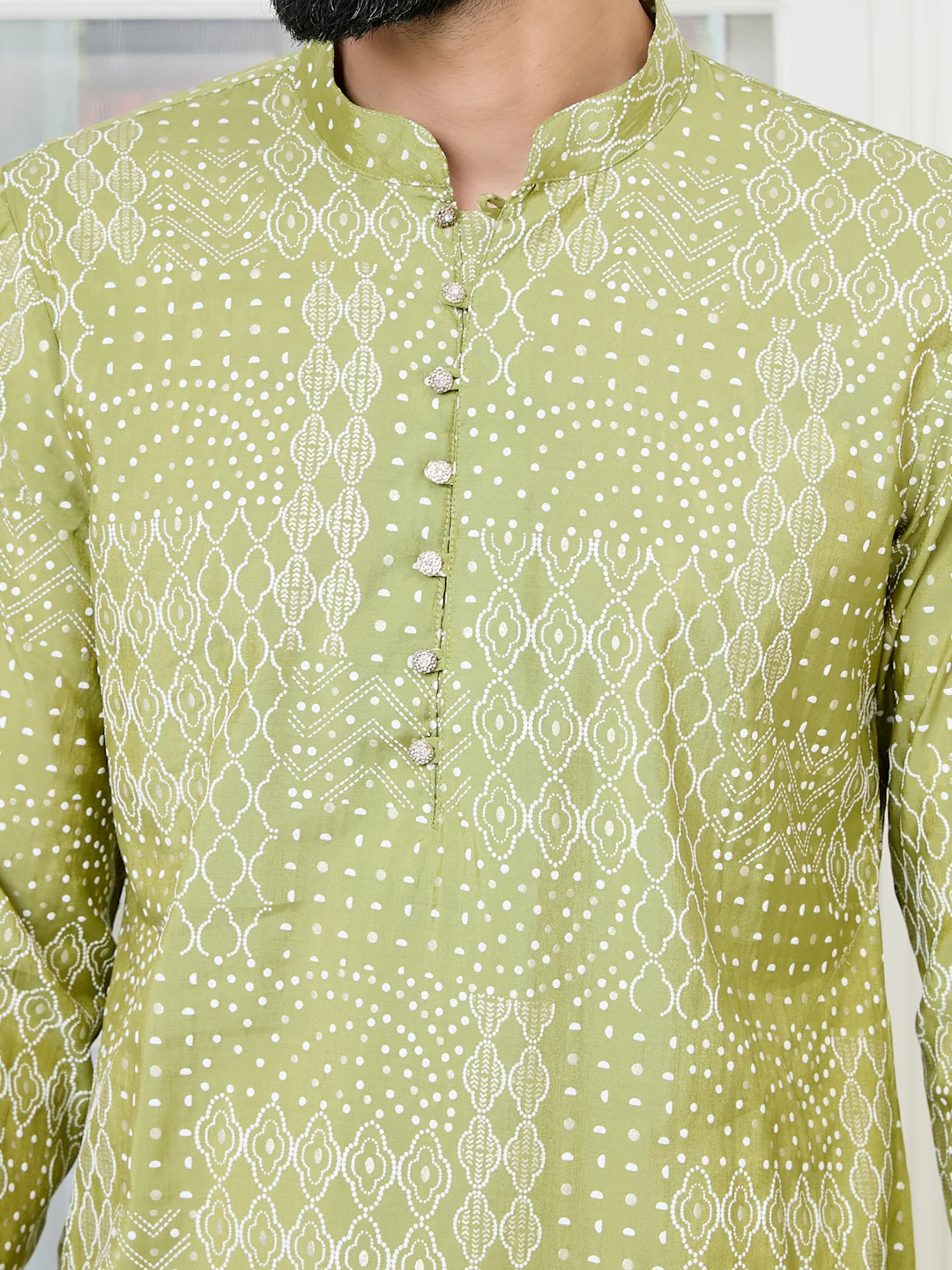 Men Green Embossed and Foil Kurta - Image 2