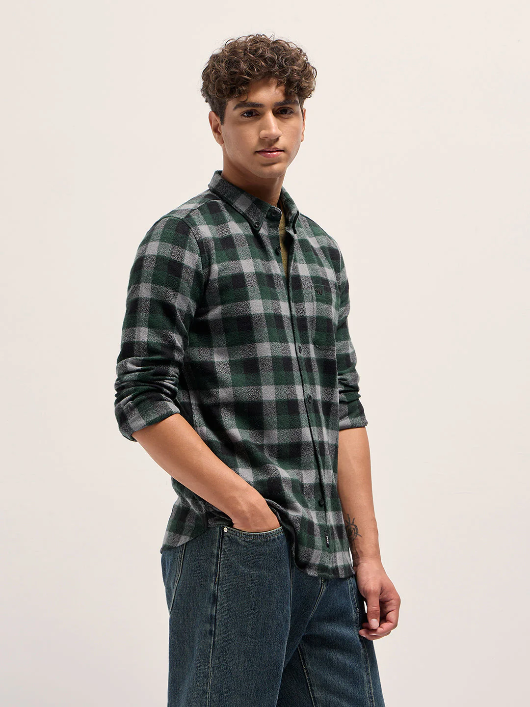 Men Green Flannel Check Slim Fit Casual Shirt - Image 3