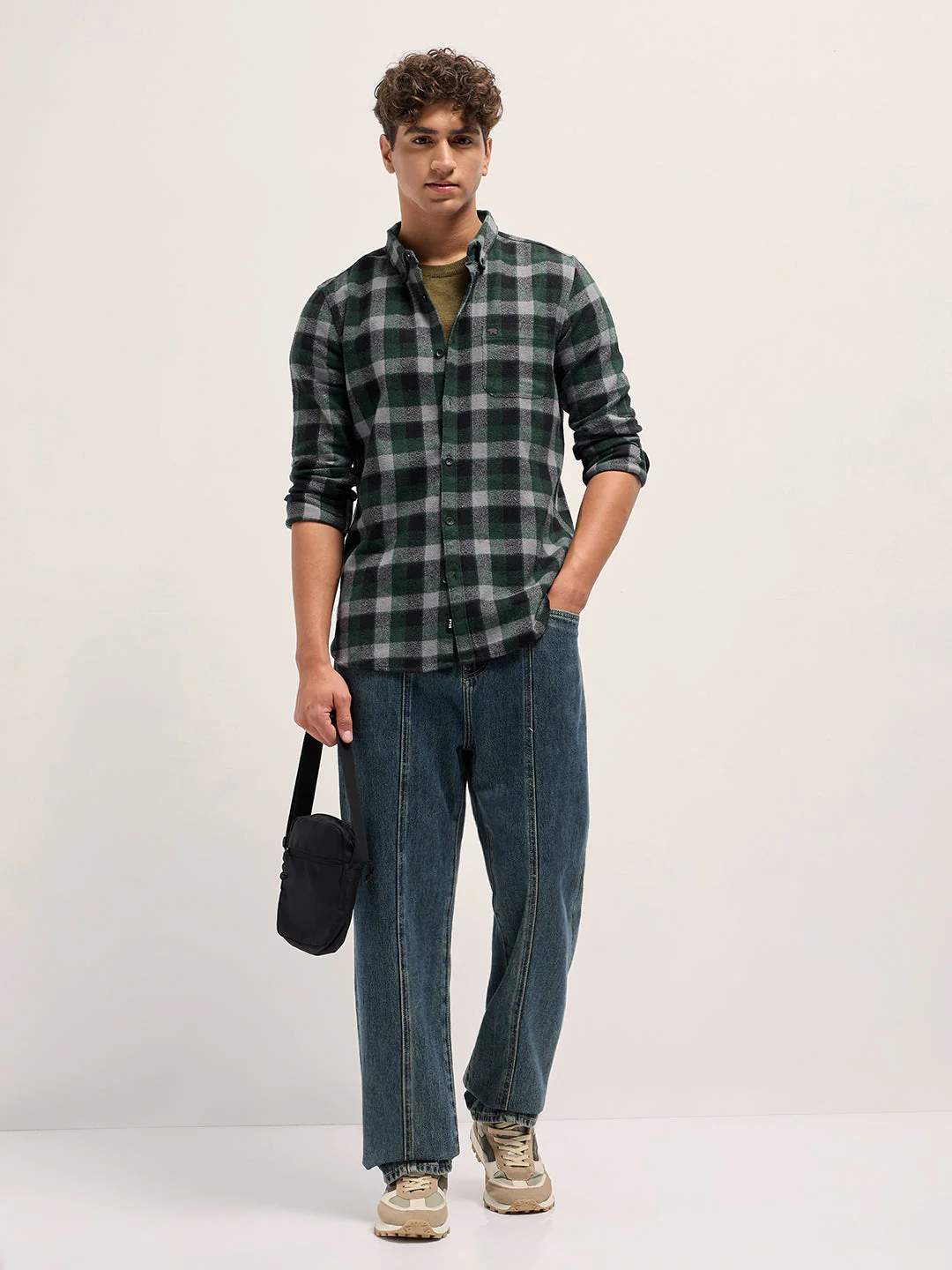 Men Green Flannel Check Slim Fit Casual Shirt - Image 4
