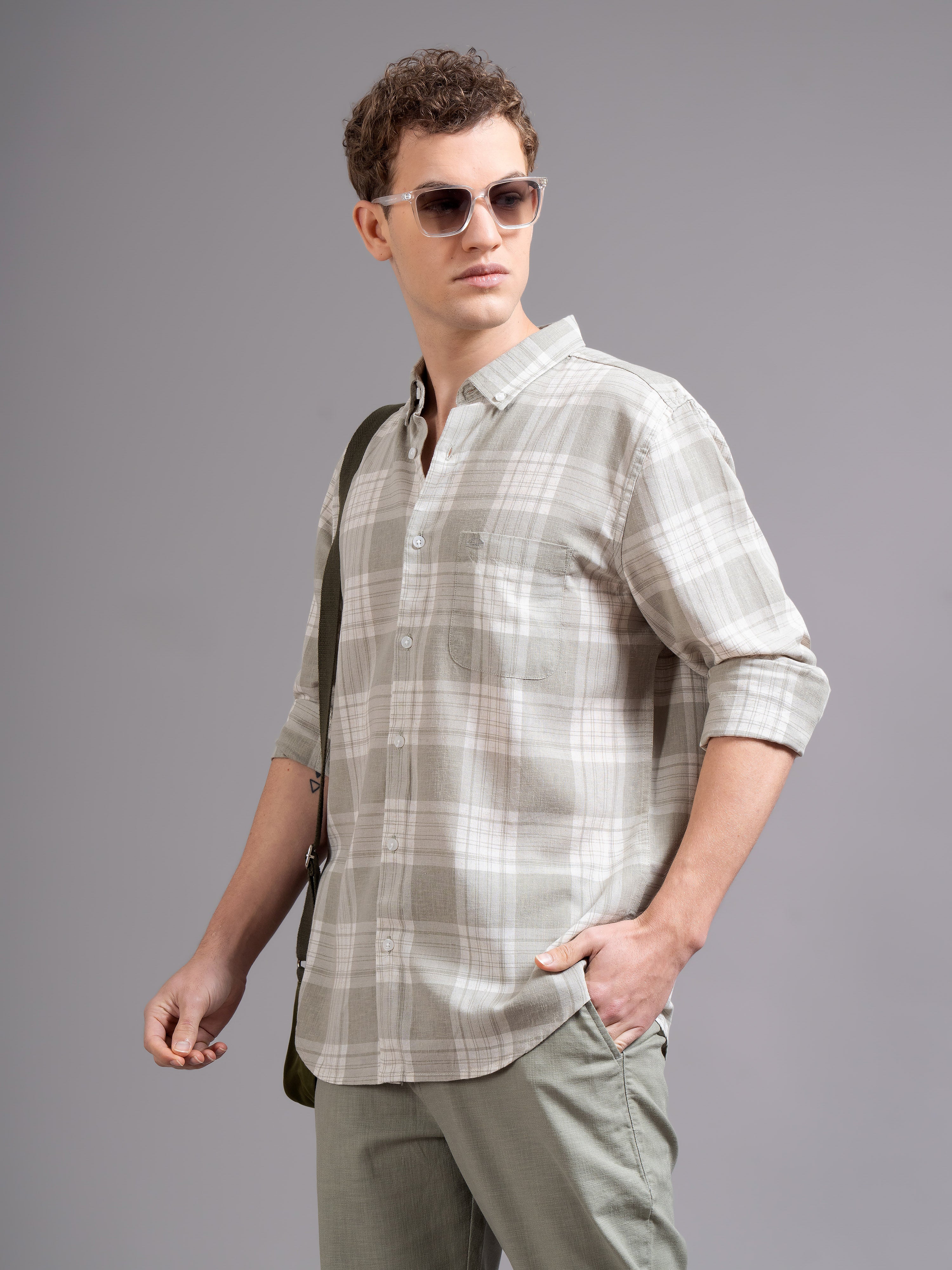 Men Green Geometric Print Shirt - Image 3