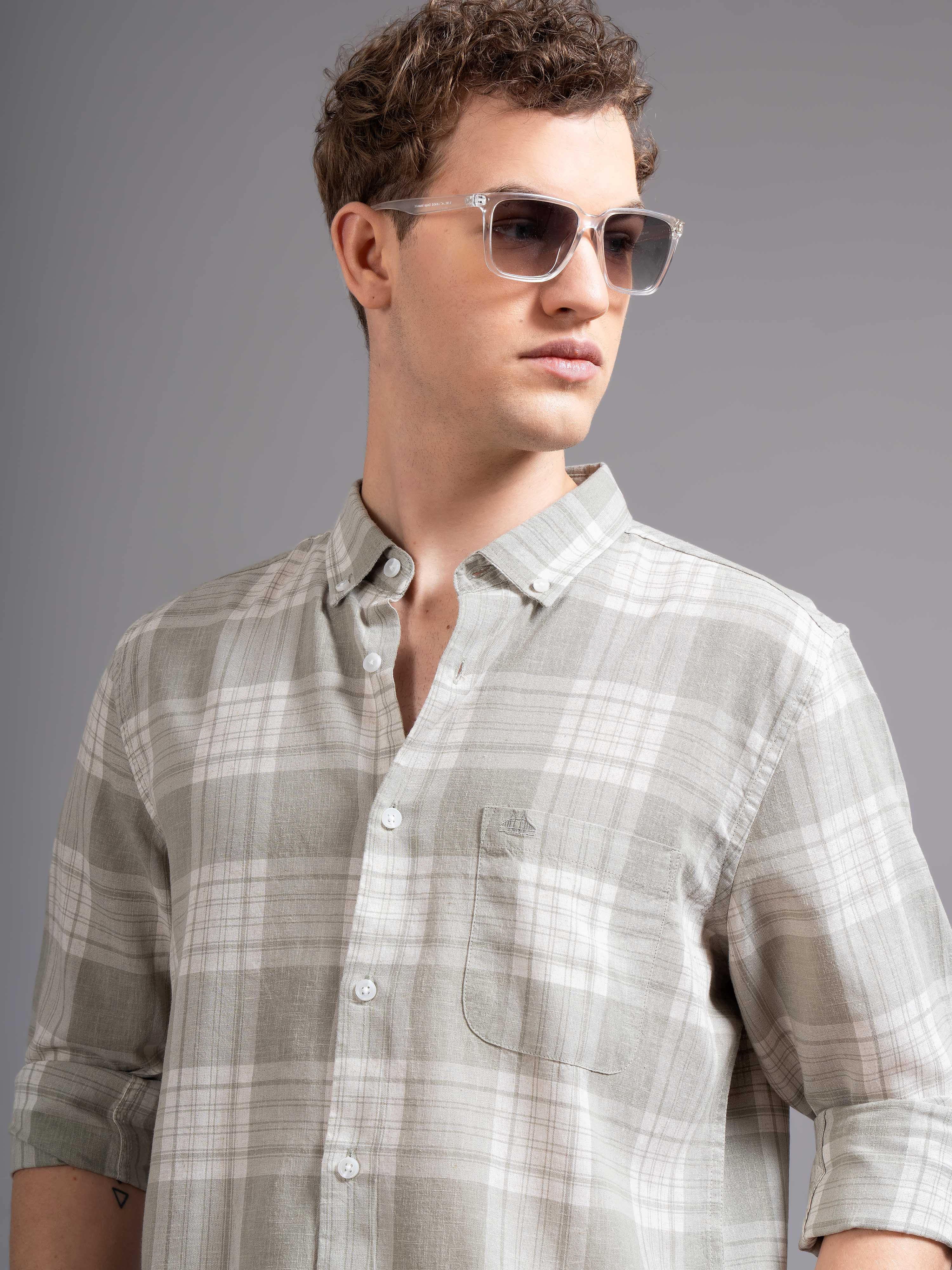 Men Green Geometric Print Shirt - Image 4