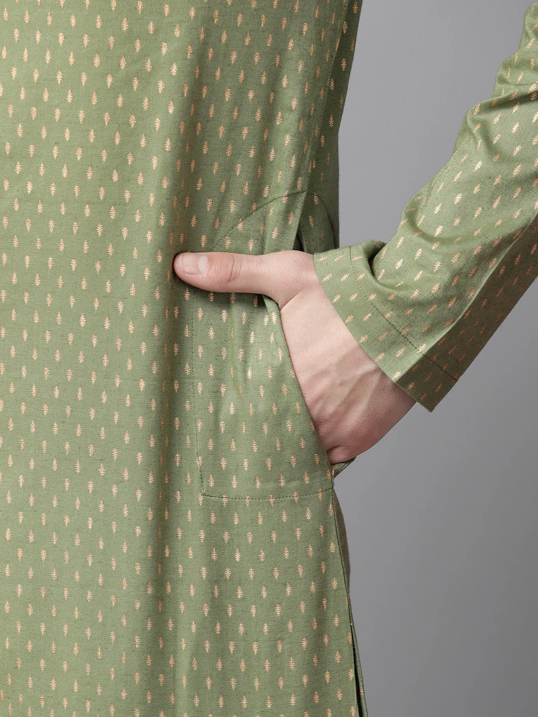 Men Green & Gold Stripe Printed Straight Kurta - Image 3