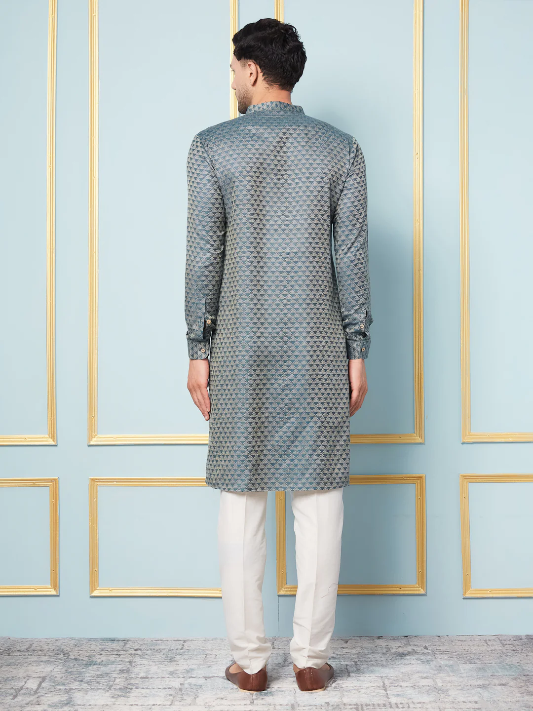 Men Green Woven Design Thread Work Kurta - Image 3
