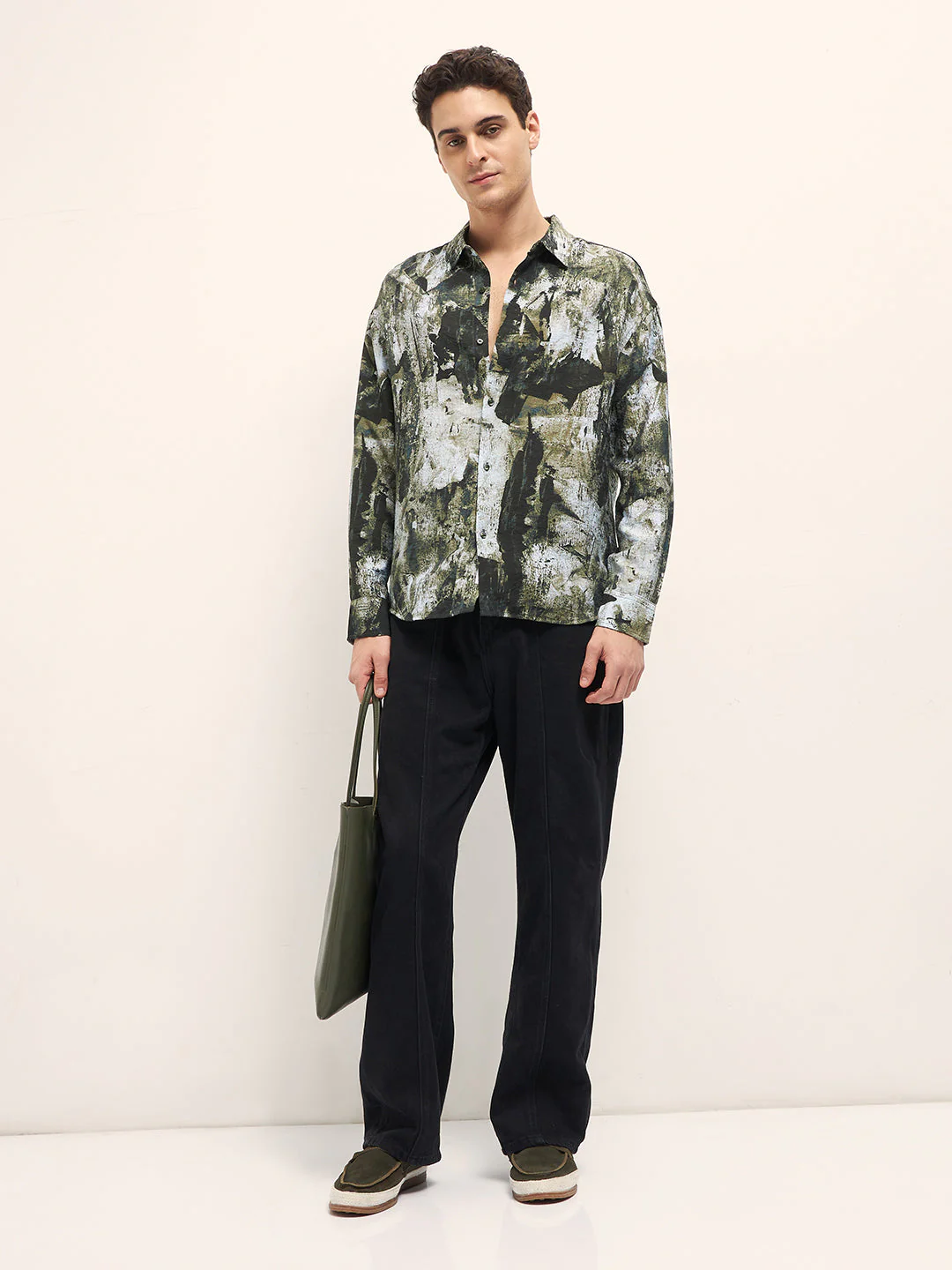 Men Green Hand-Painted Textured Print Relax Fit Overshirt - Image 4