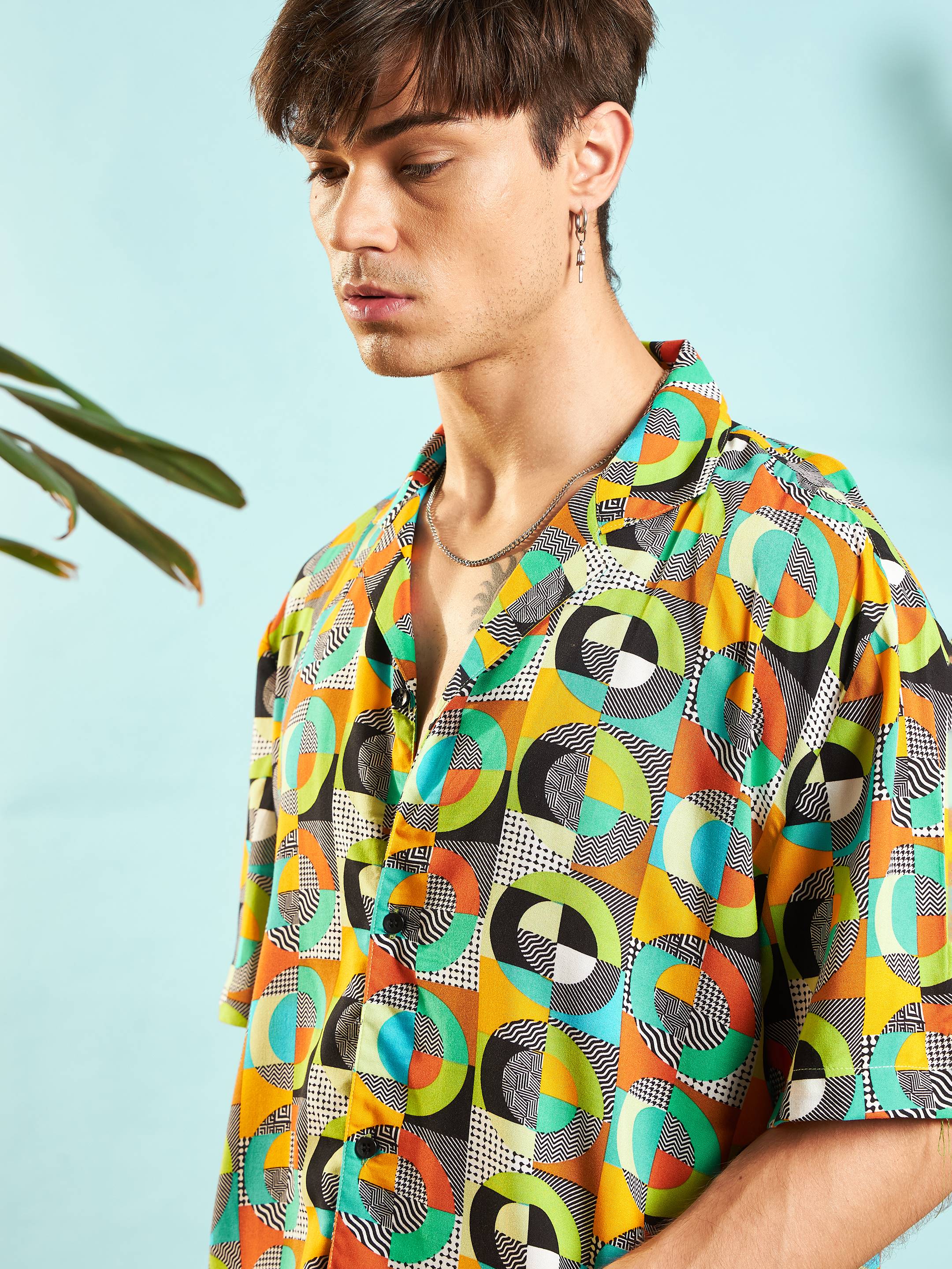 Men Green Multi Color Geometric Relax Fit Shirt - Image 4