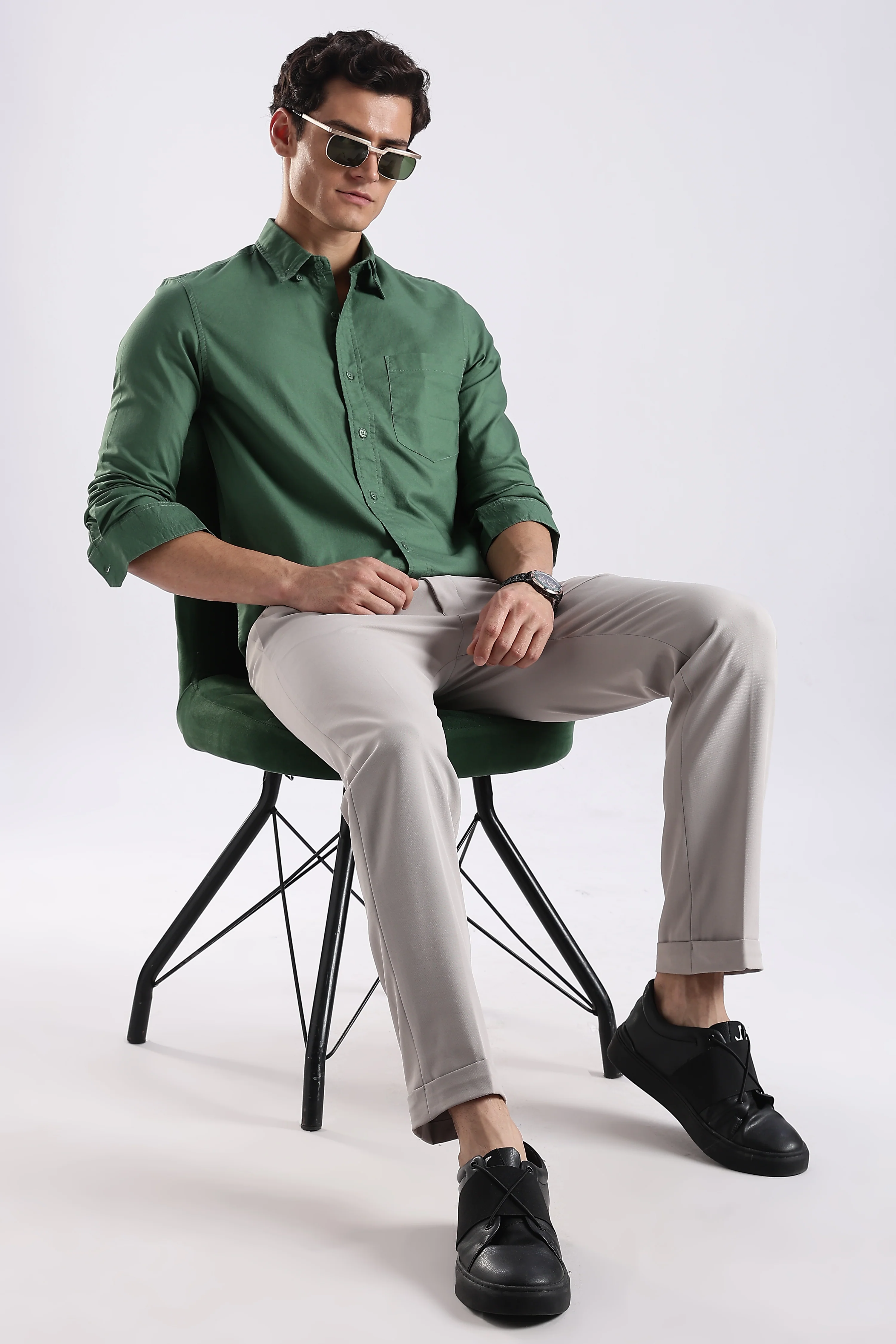 Men Green Oxford Solid Shirt - Image 10