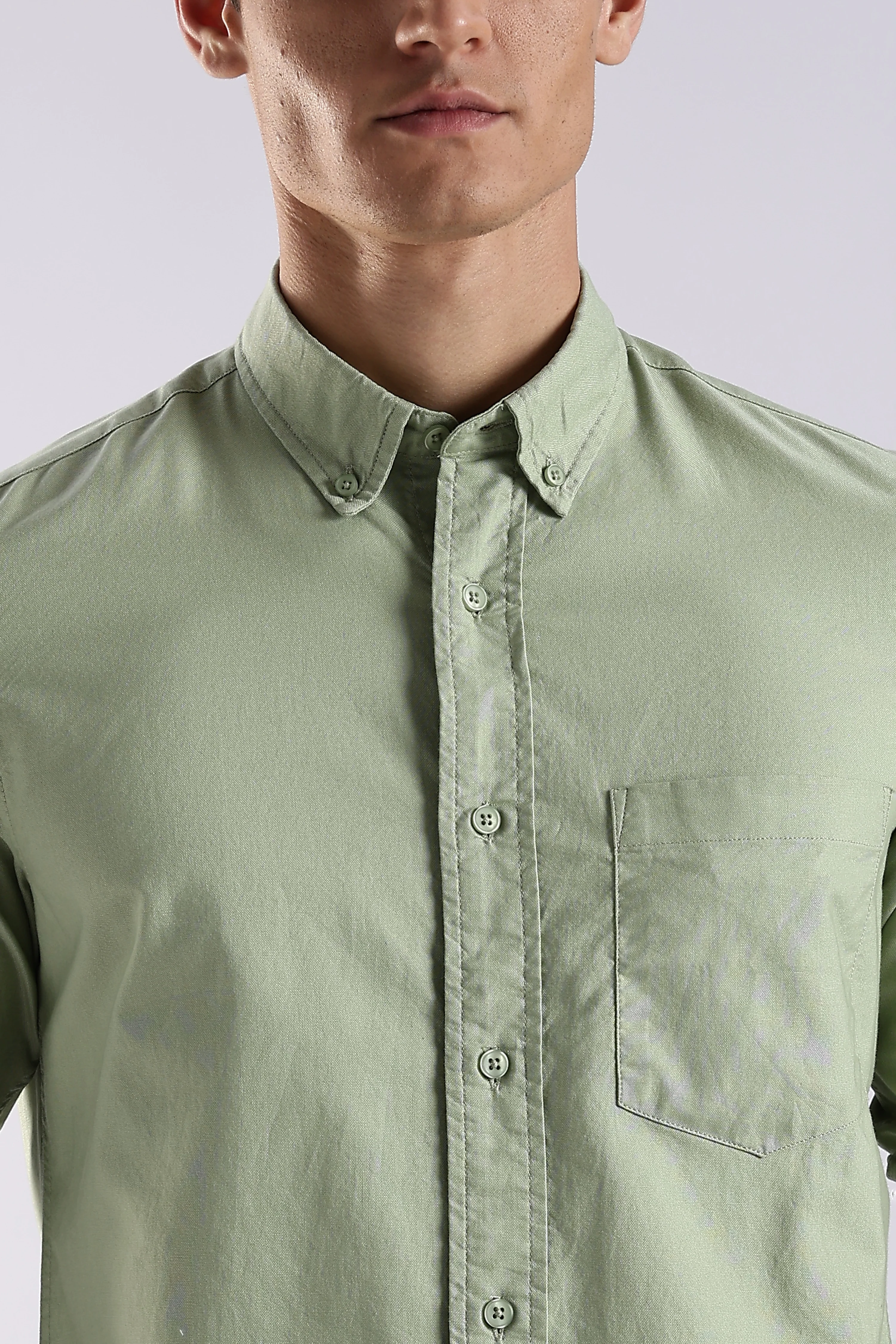 Men Green Oxford Solid Shirt - Image 5