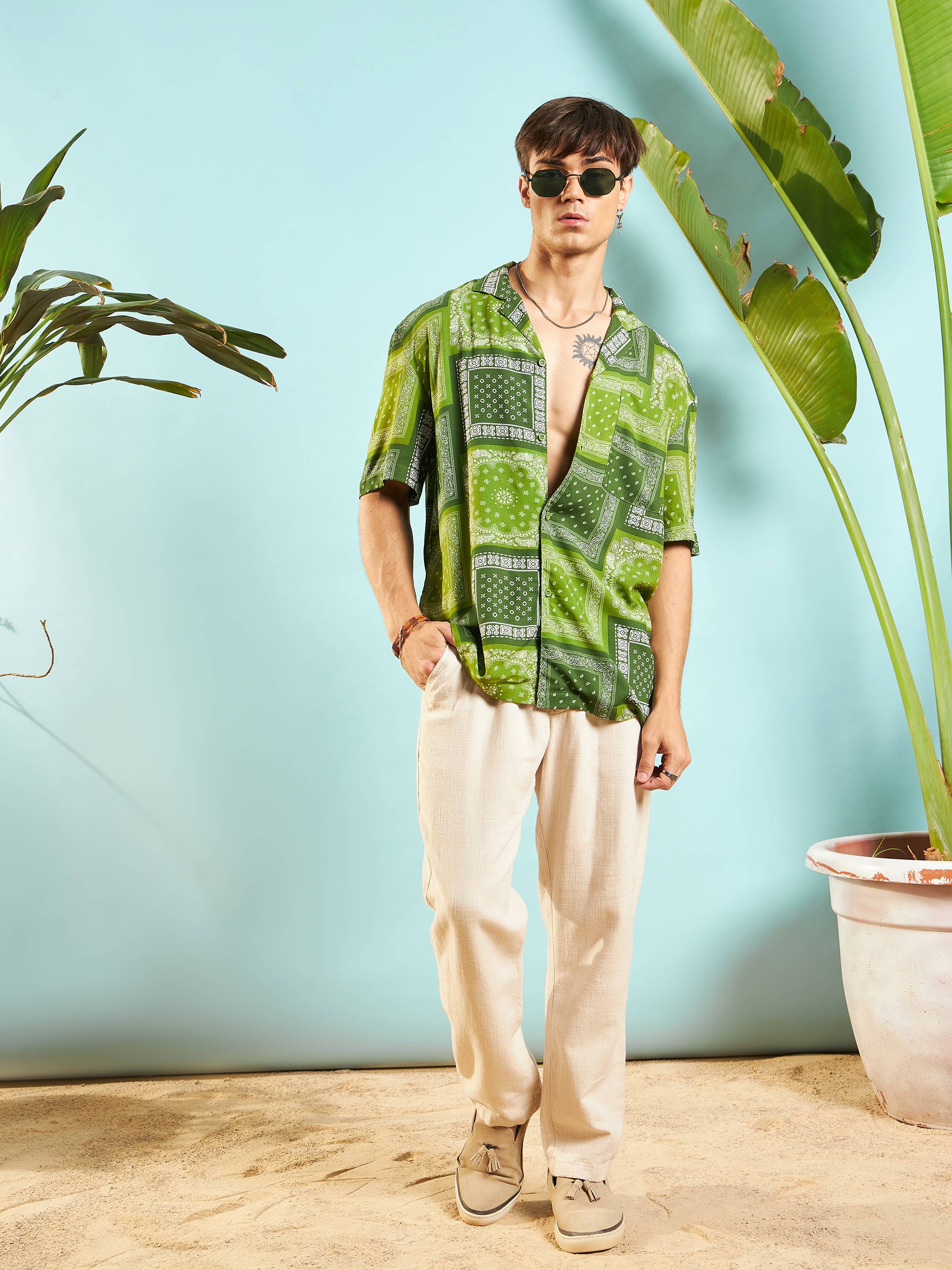Men Green Paisley Relax Fit Shirt - Image 2