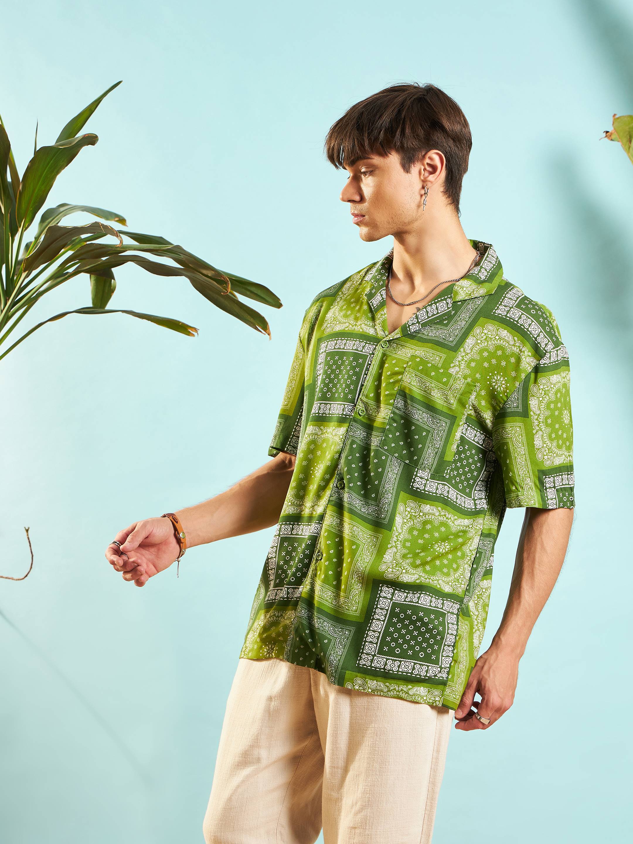 Men Green Paisley Relax Fit Shirt - Image 3