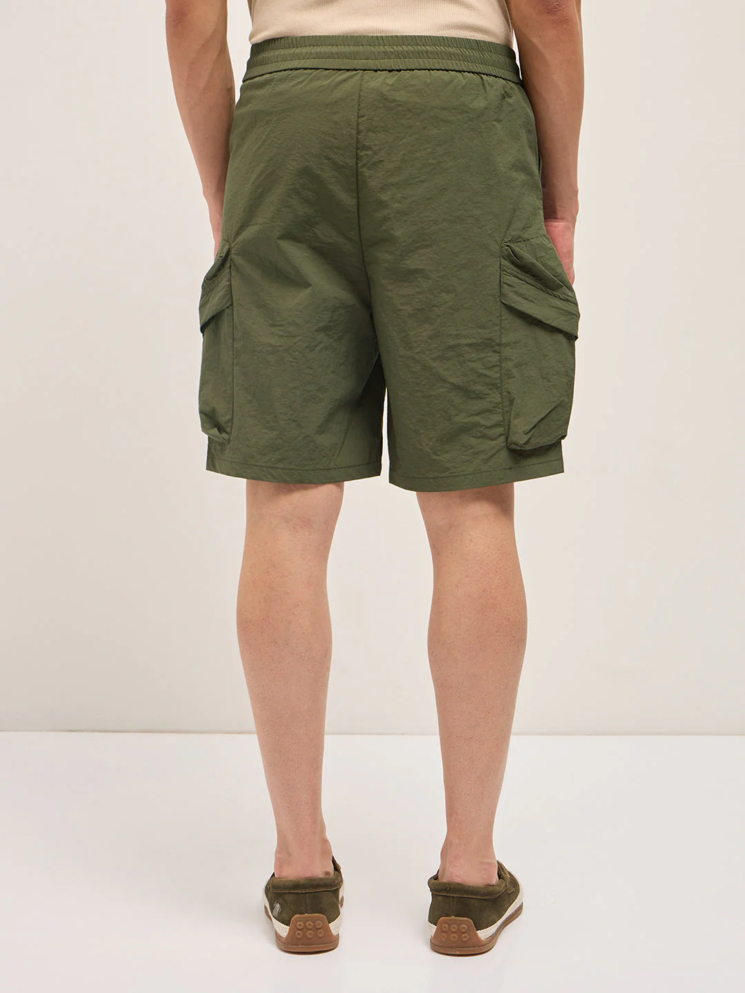 Men Green Polyester Regular Fit Knee-Length Cargo Shorts - Image 2