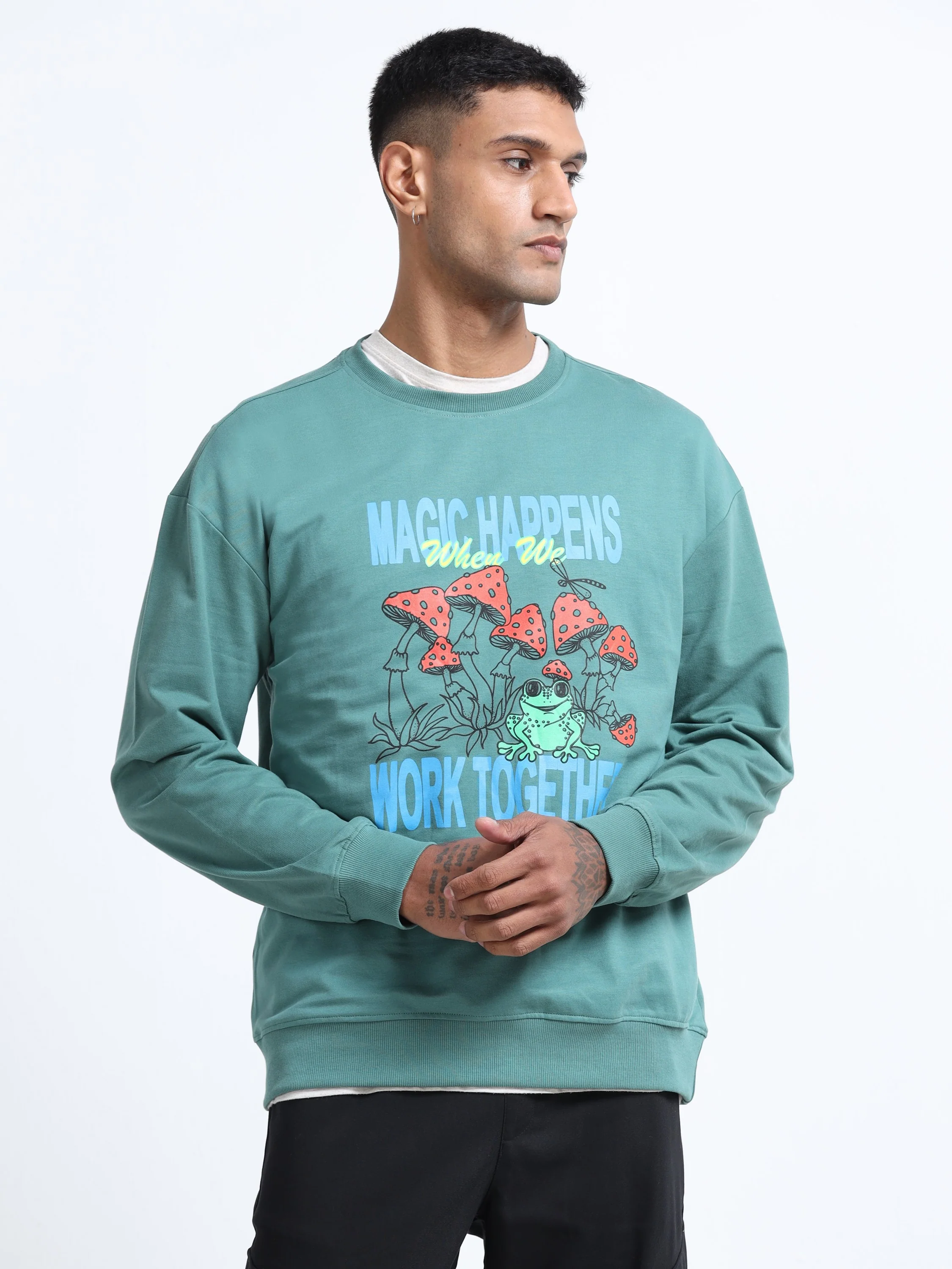 Men Green Printed Oversized Sweatshirt - Image 3