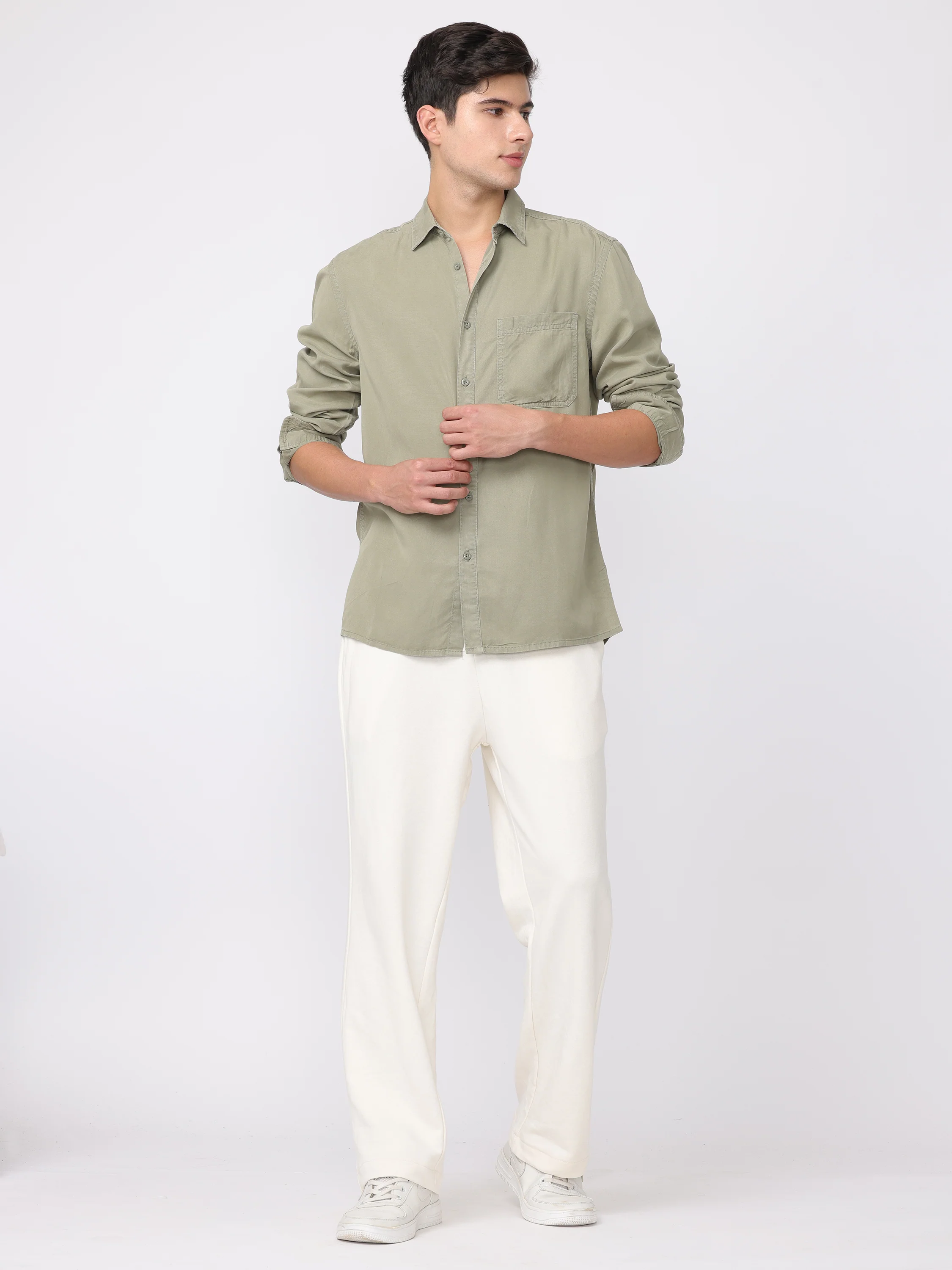 Men Green Regular Fit Cotton Blend Shirt - Image 2