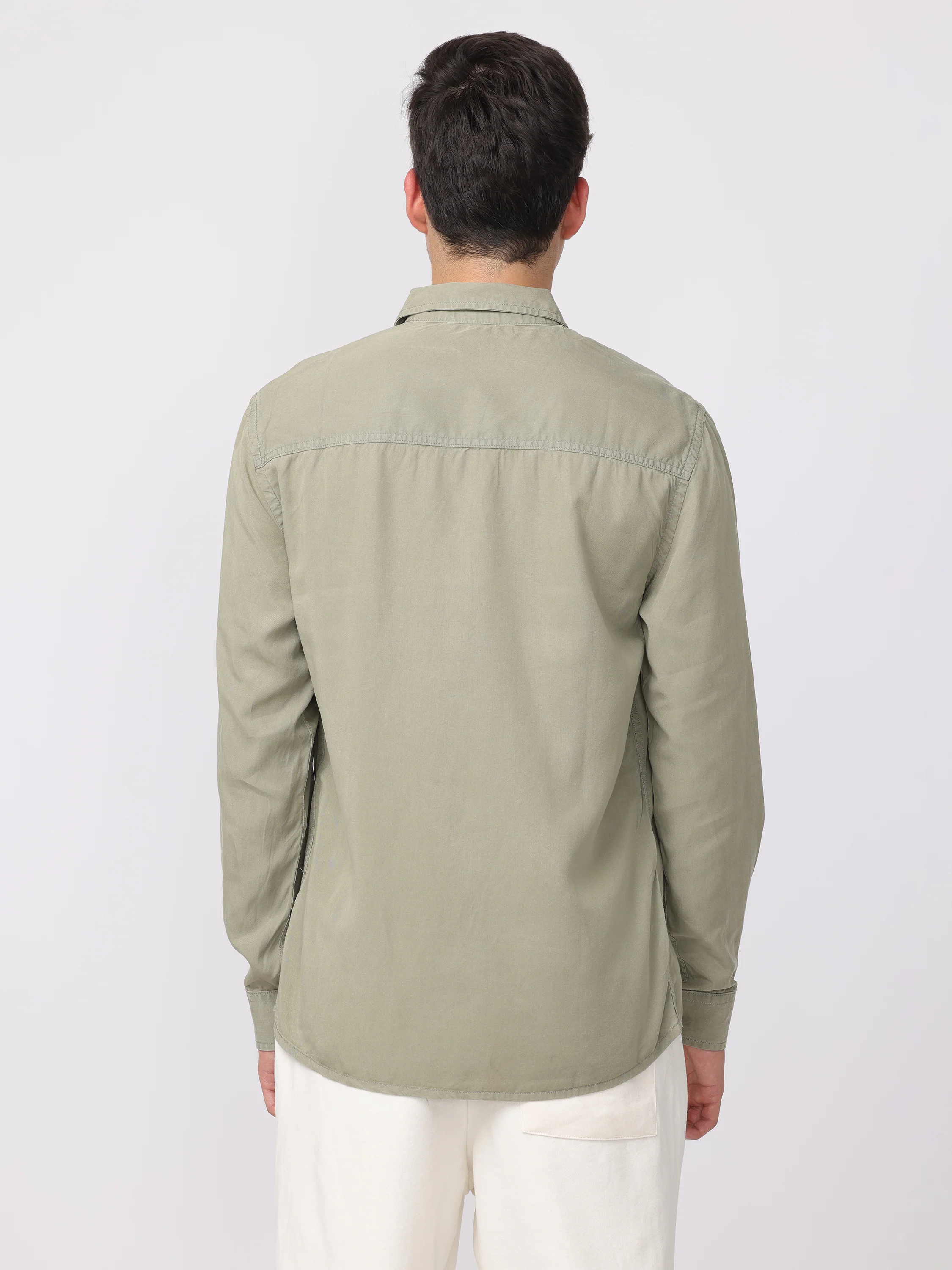 Men Green Regular Fit Cotton Blend Shirt - Image 4