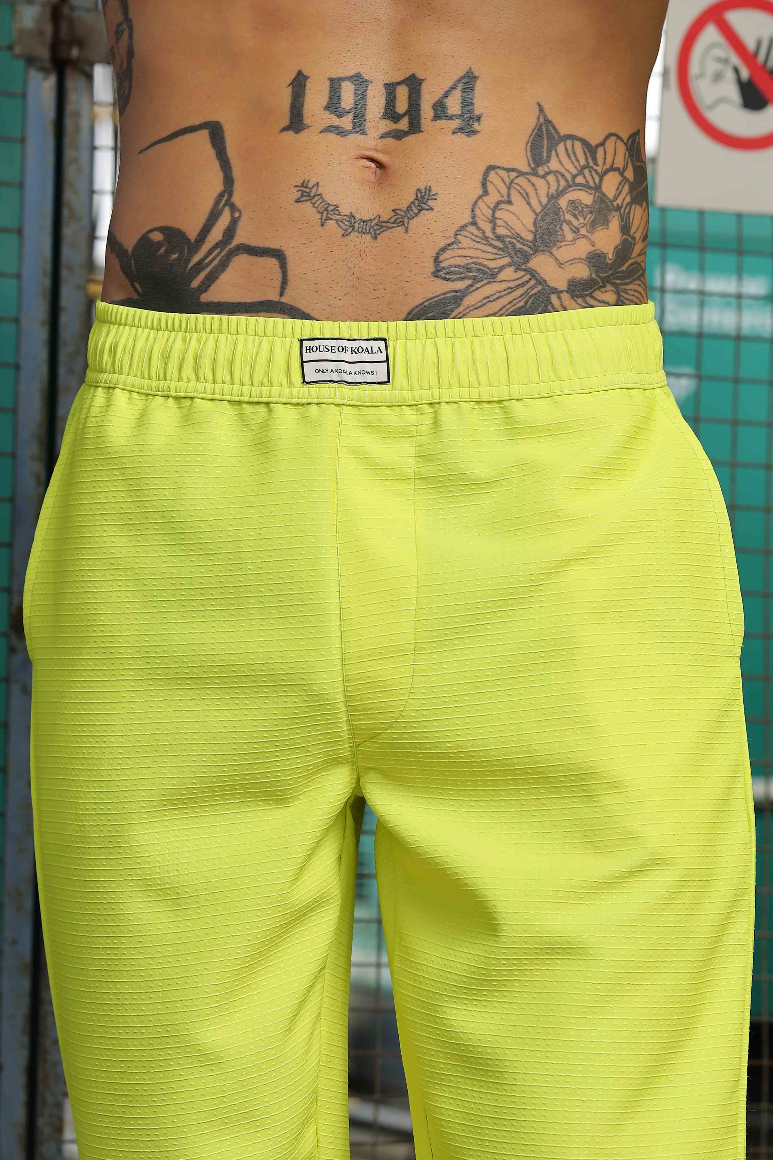Men Green Relaxed Fit Pants - Image 4