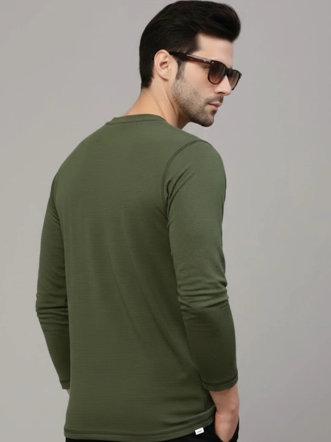 Men Green Round Neck Polyester T-Shirt - Image 2