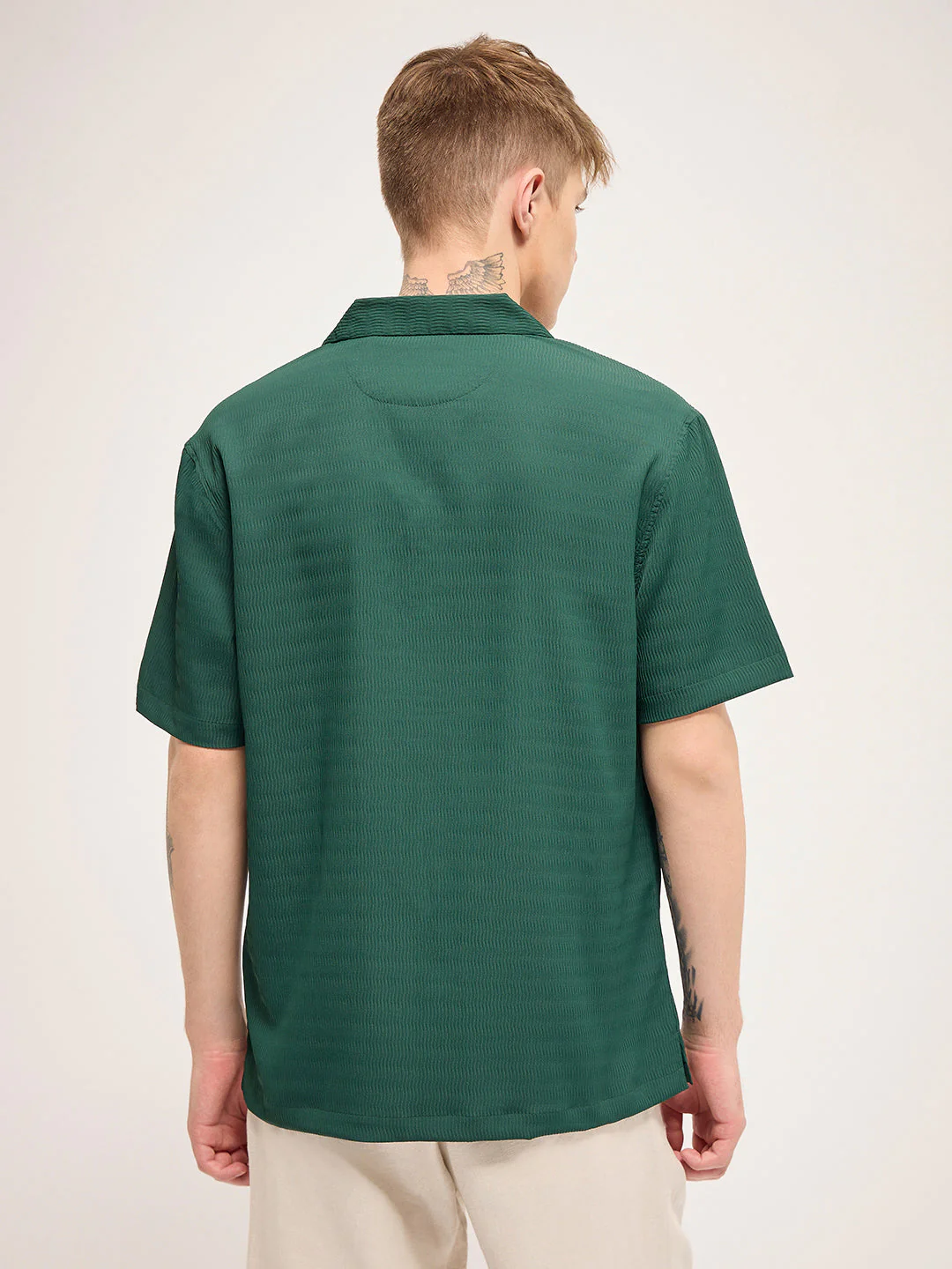 Men Green Self Design Regular Fit Casual Shirt - Image 2
