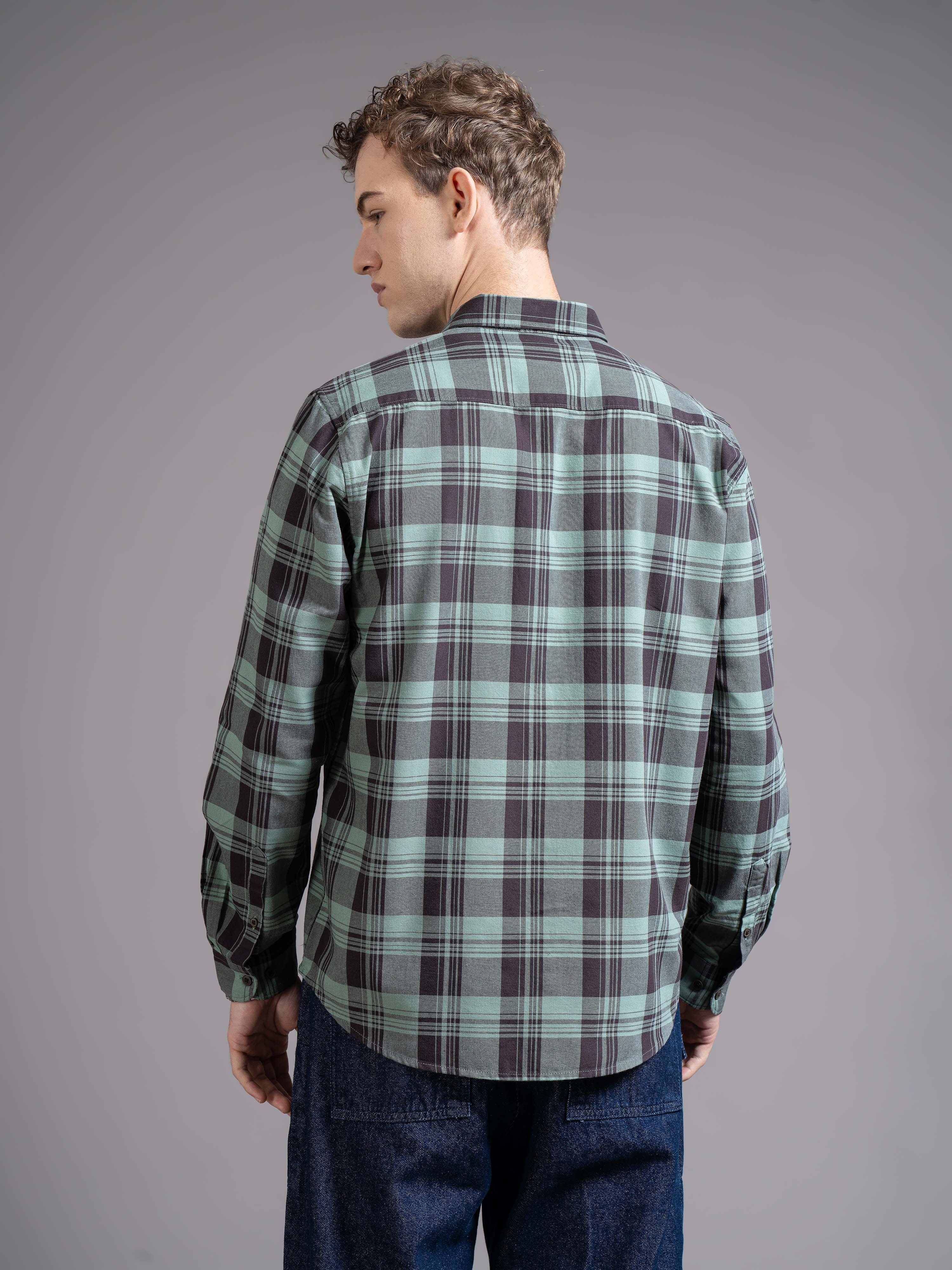 Men Green Slim Fit Checked Shirt - Image 2