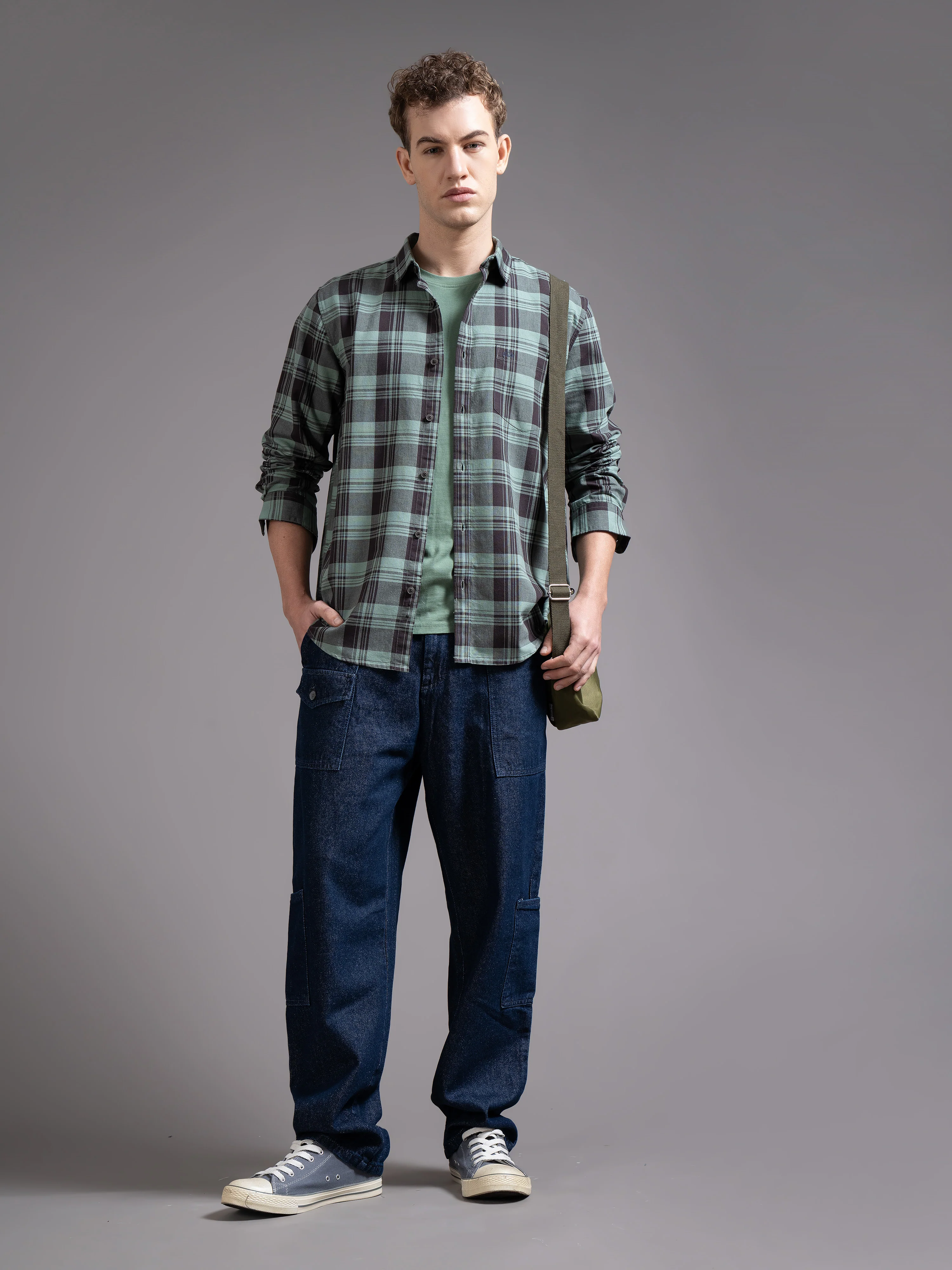 Men Green Slim Fit Checked Shirt - Image 4