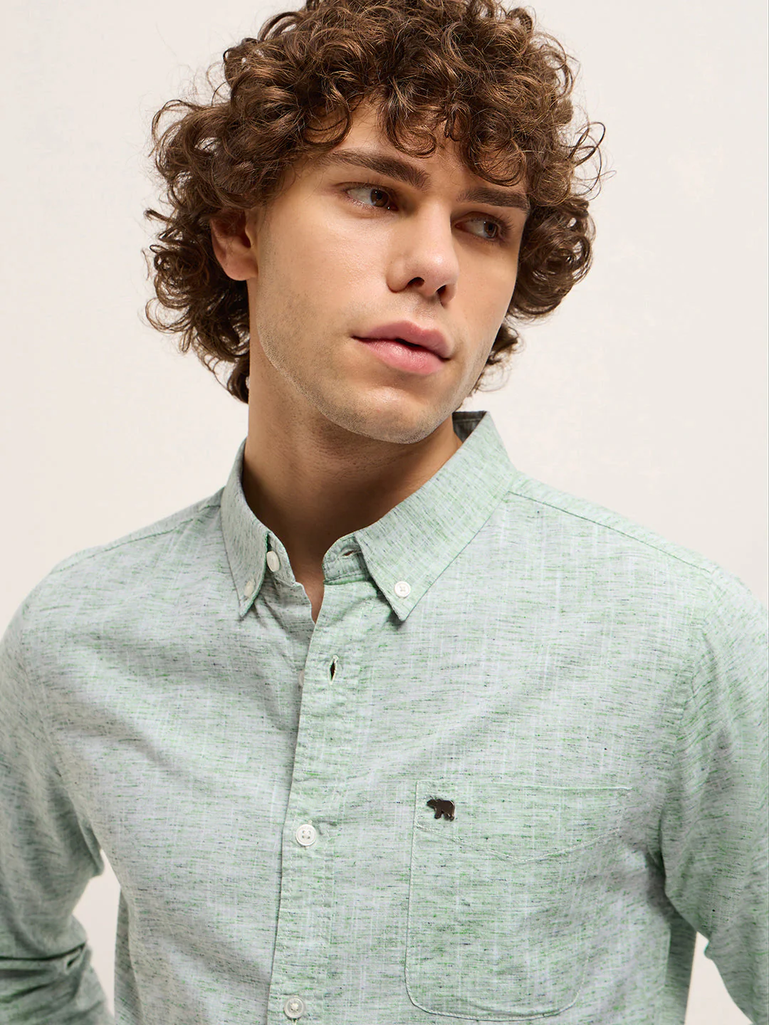 Men Green Slim Fit Solid Casual Shirt - Image 5