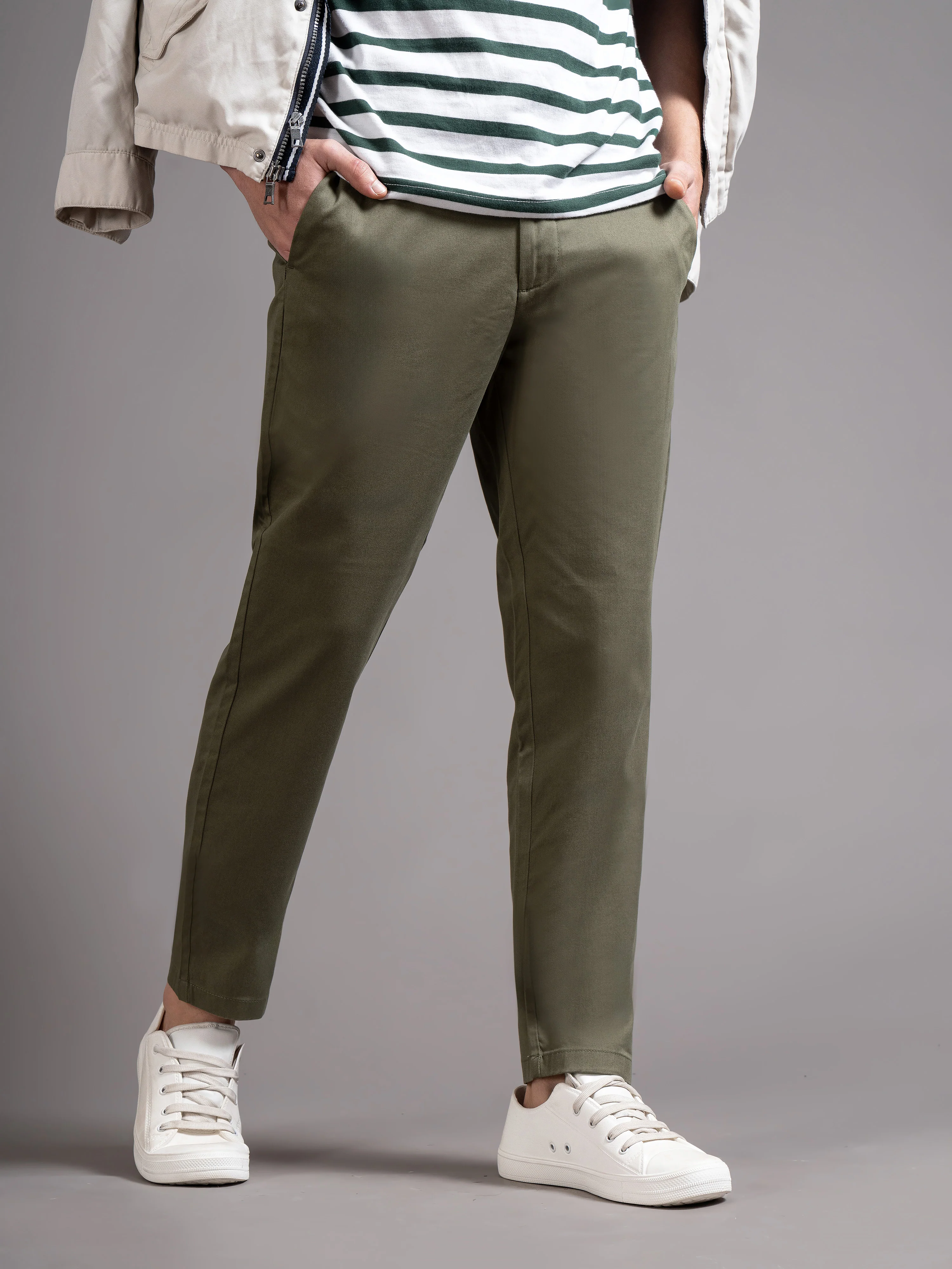 Men Green Smart Slim Fit Chinos - Image 3