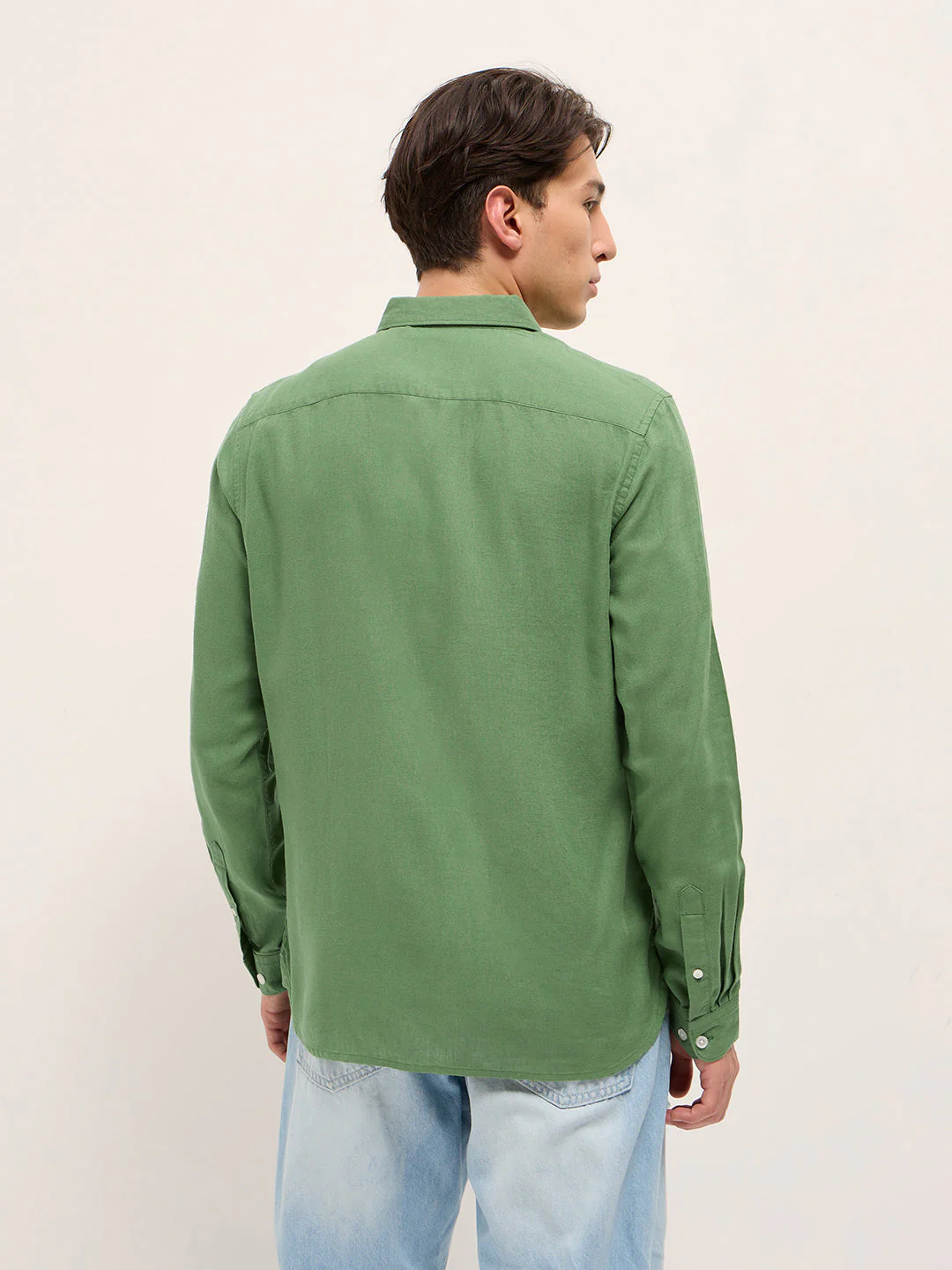 Men Green Solid Lyocell Slim Fit Casual Shirt - Image 2