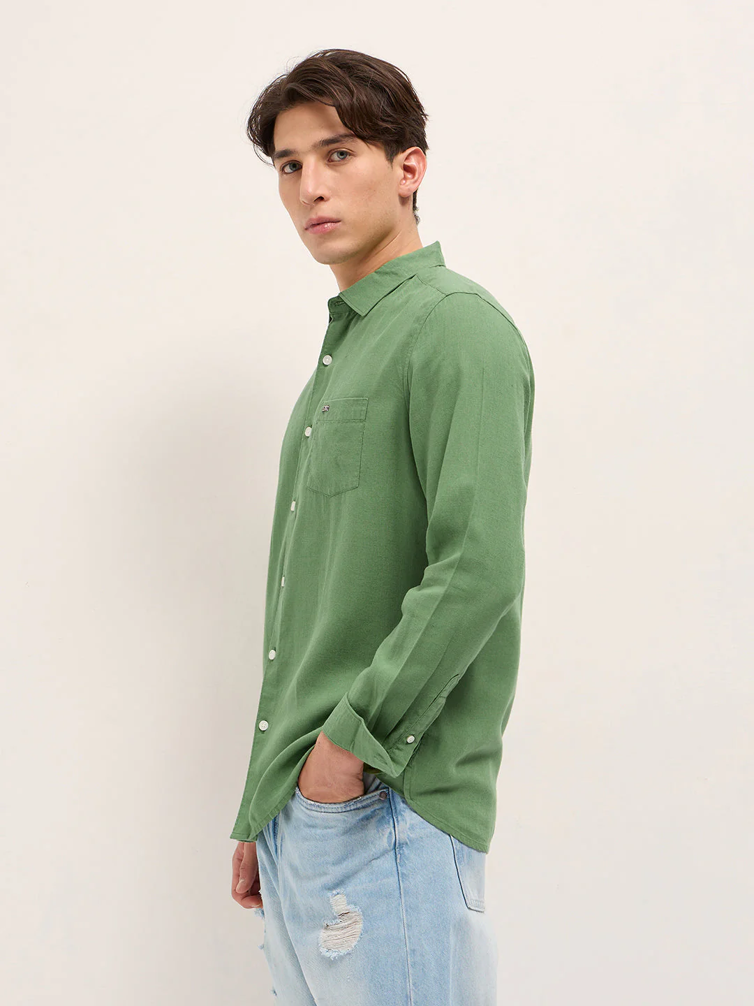 Men Green Solid Lyocell Slim Fit Casual Shirt - Image 3
