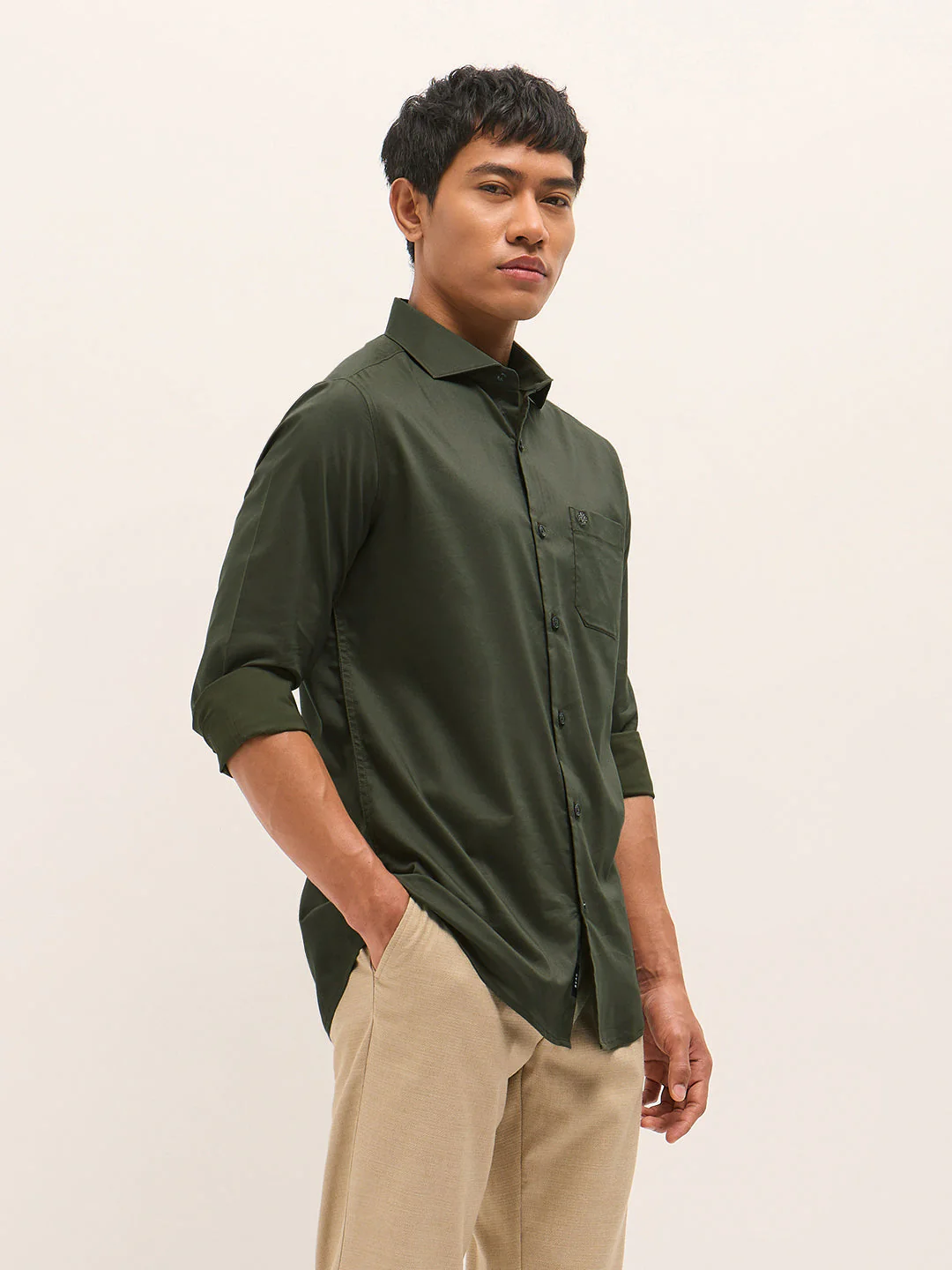Men Green Solid Polyester Blend Tailored Fit Formal Shirt - Image 3