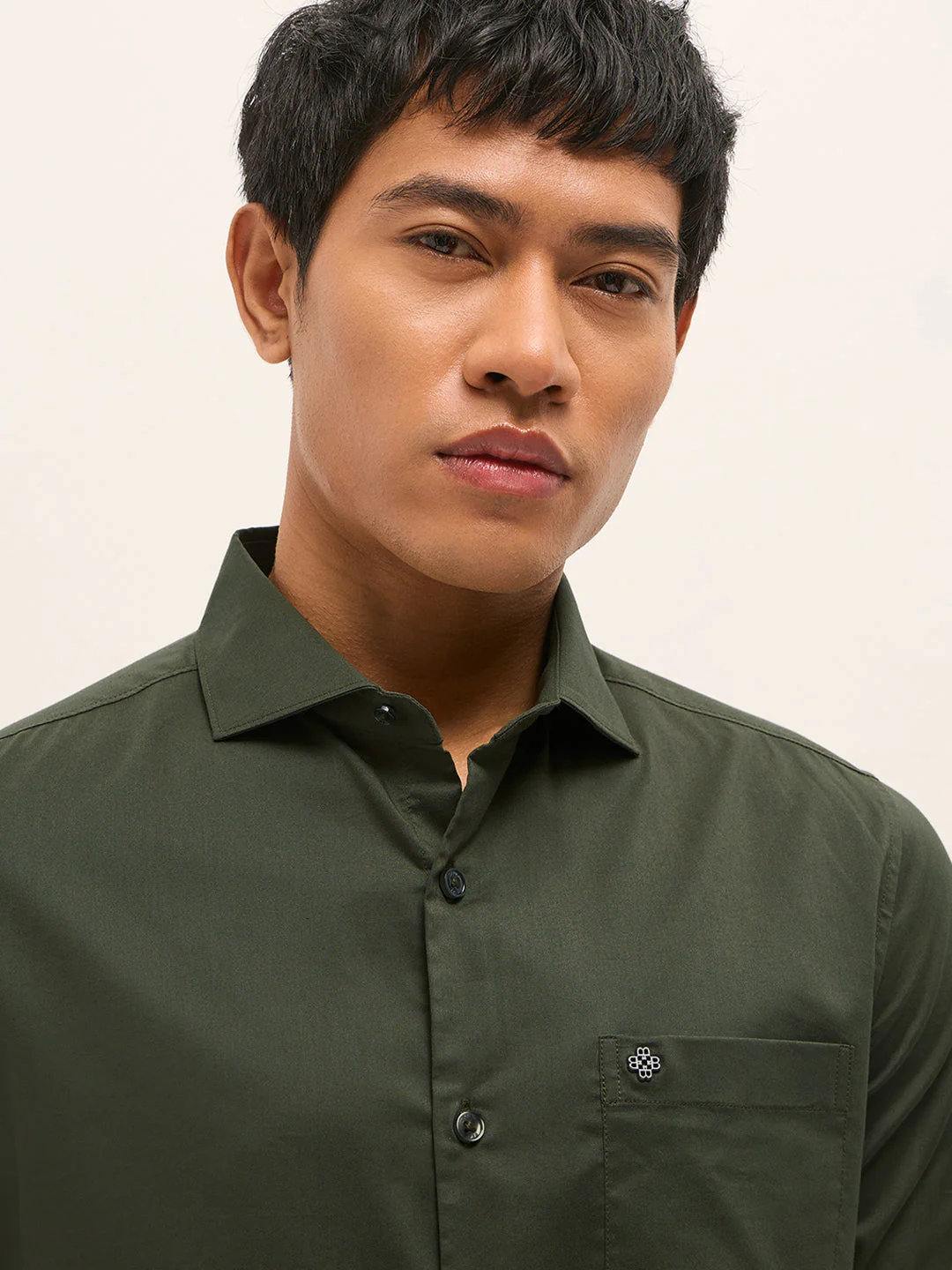 Men Green Solid Polyester Blend Tailored Fit Formal Shirt - Image 5