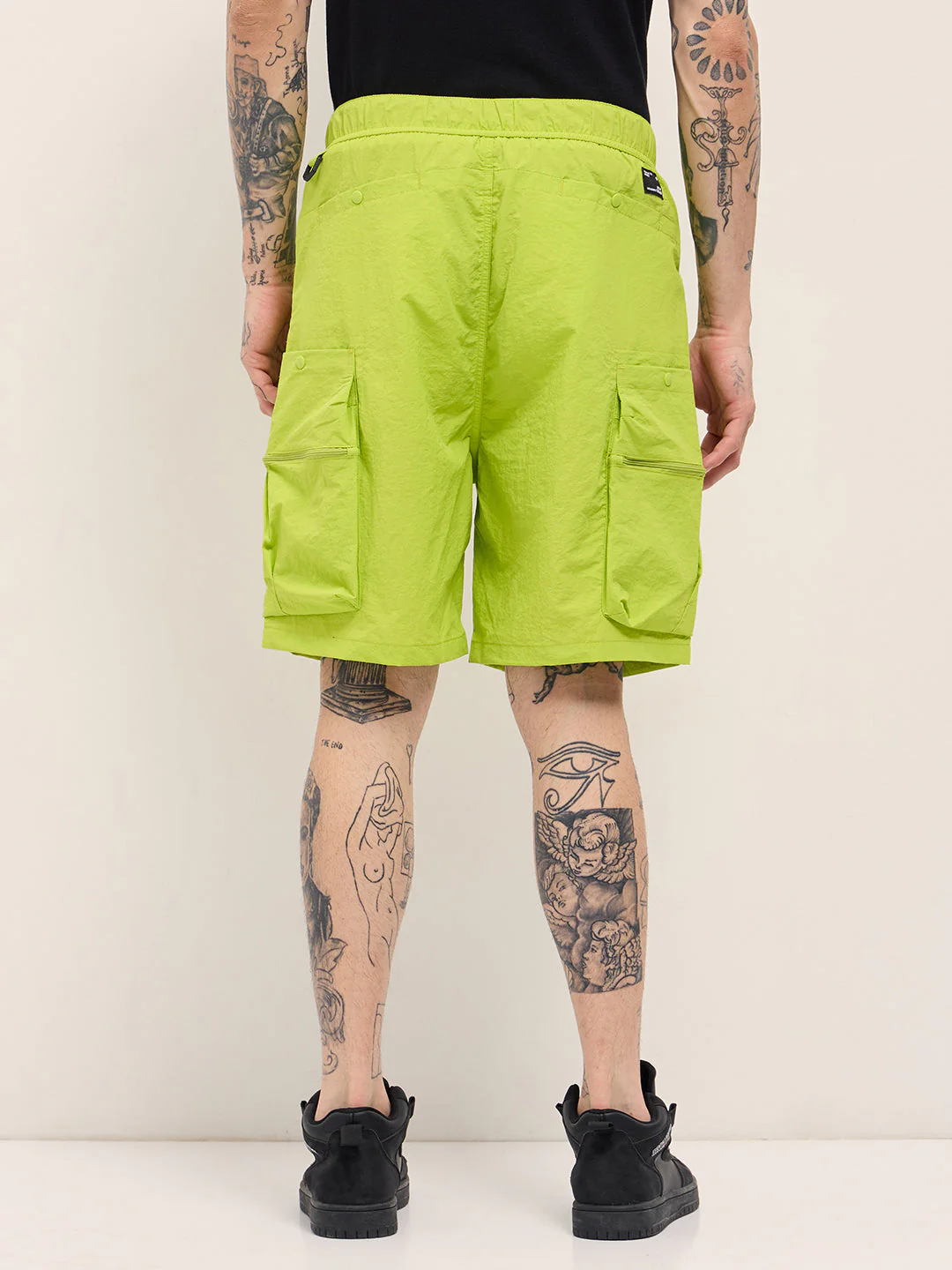 Men Green Solid Polyester Cargo Shorts - Image 2