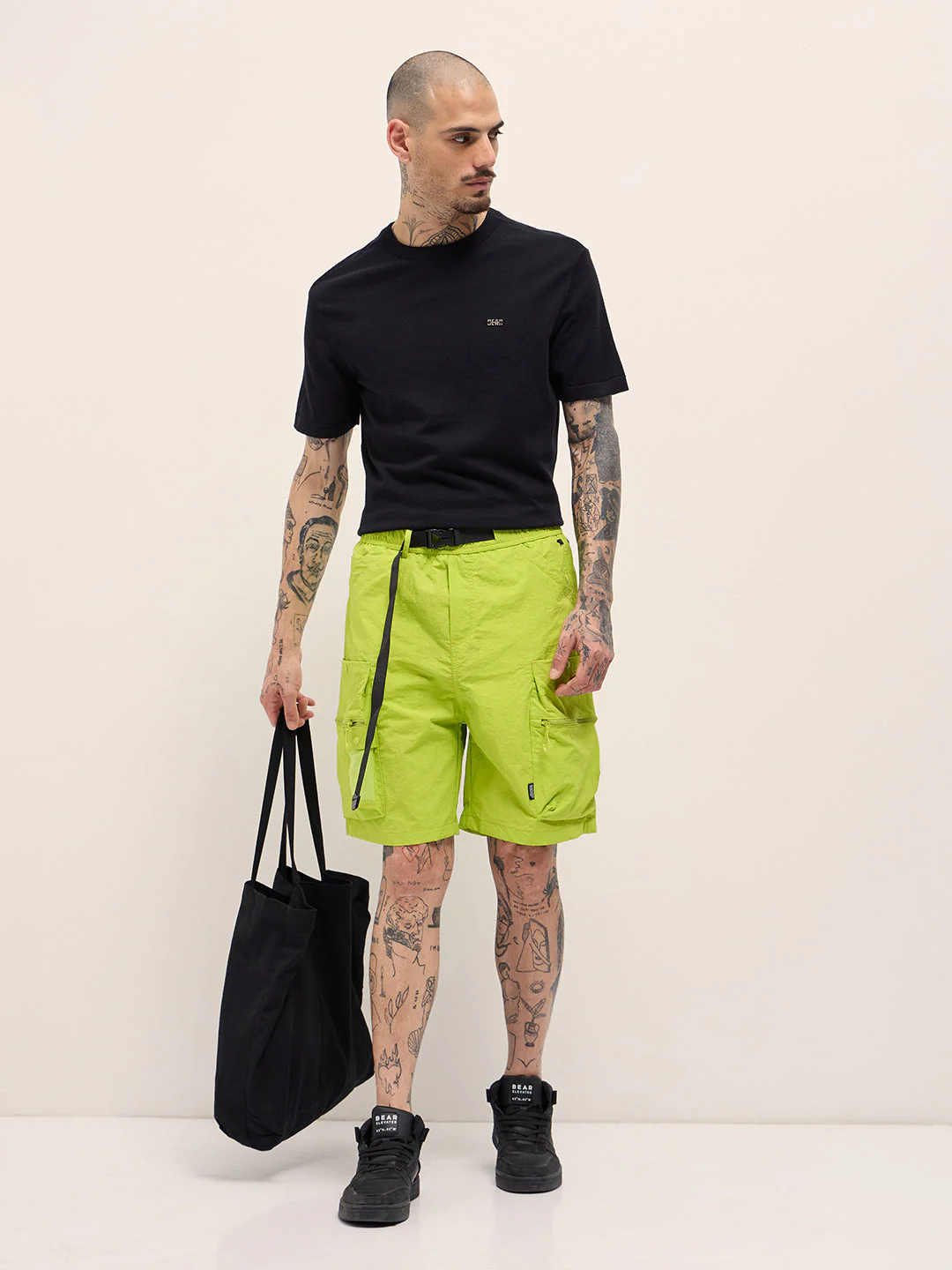 Men Green Solid Polyester Cargo Shorts - Image 4