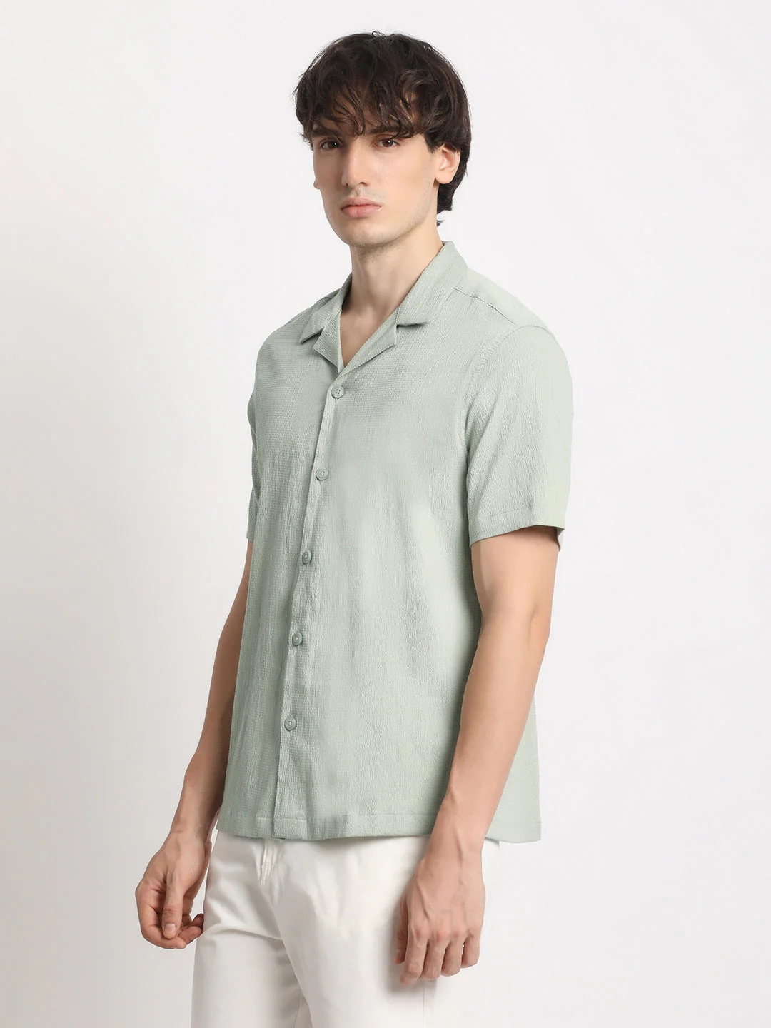 Men  Green Solid Regular Fit Casual Shirt - Image 3