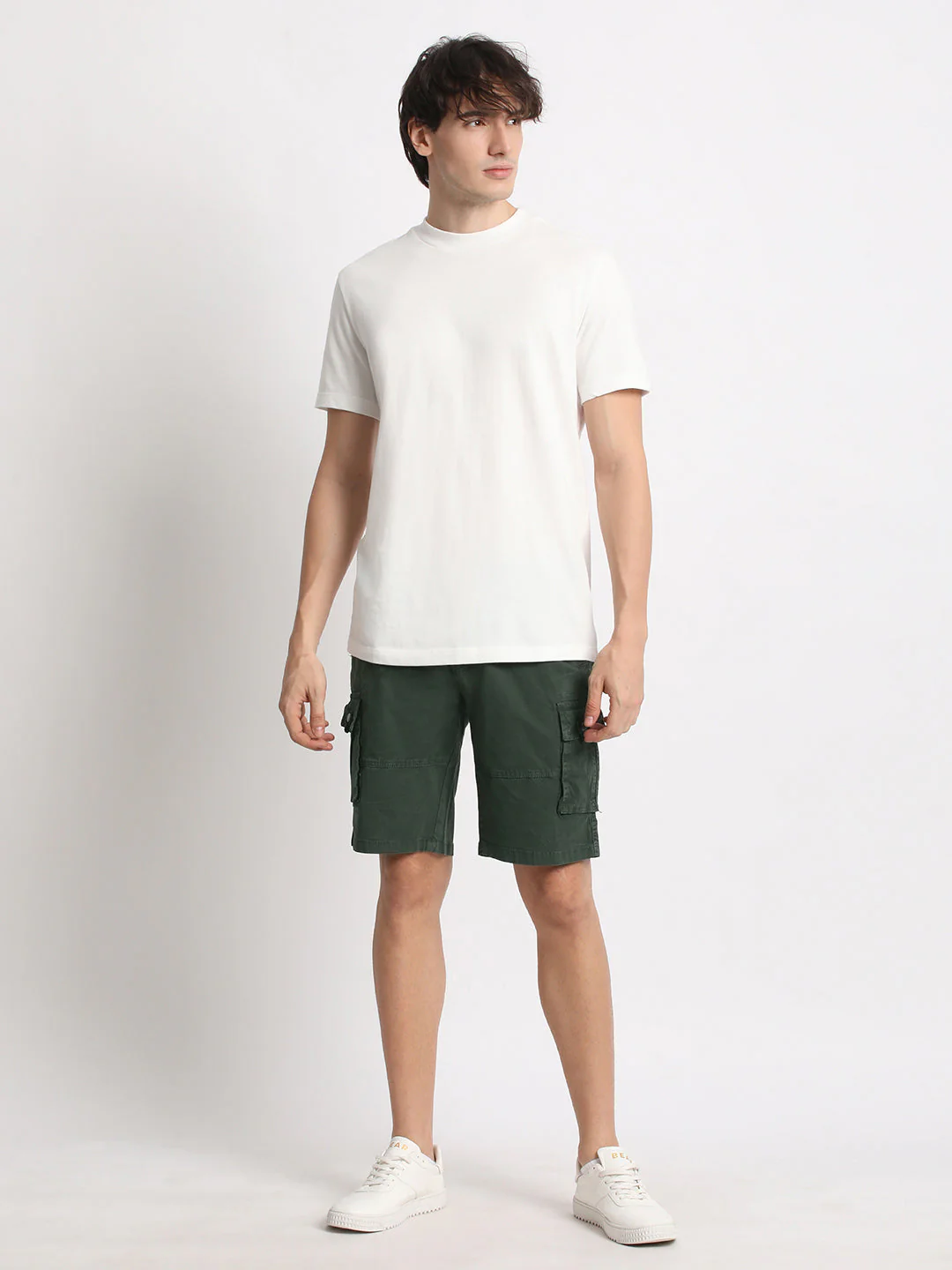 Men Green Solid Regular Fit Cotton Cargo Shorts - Image 5