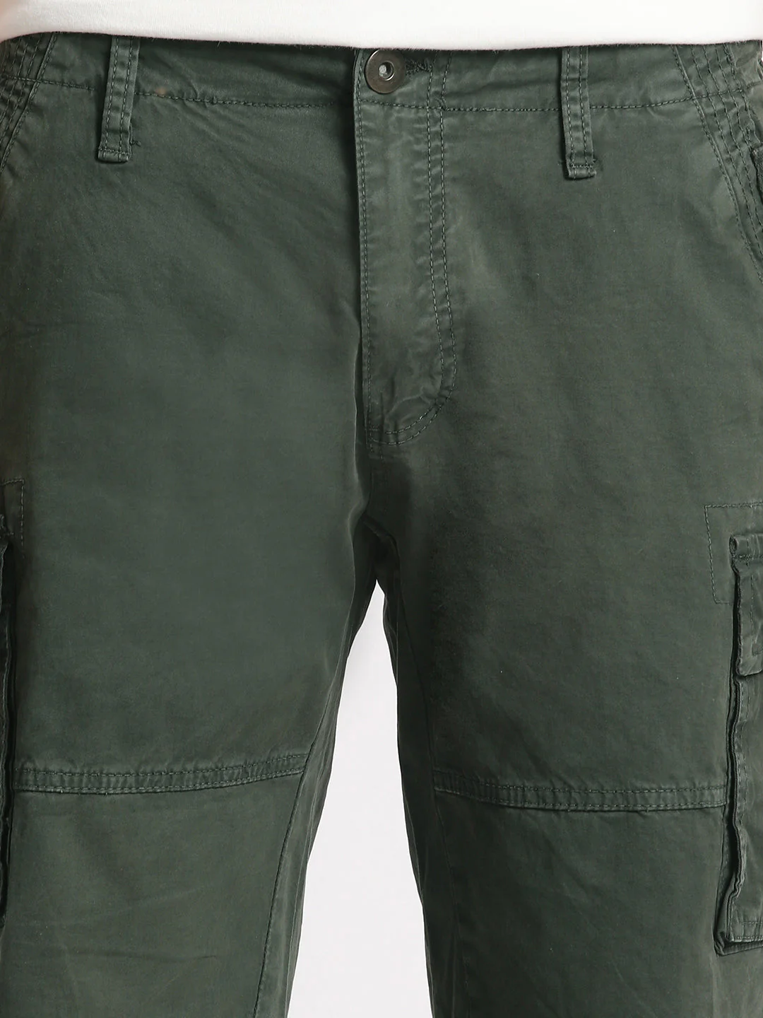 Men Green Solid Regular Fit Cotton Cargo Shorts - Image 6