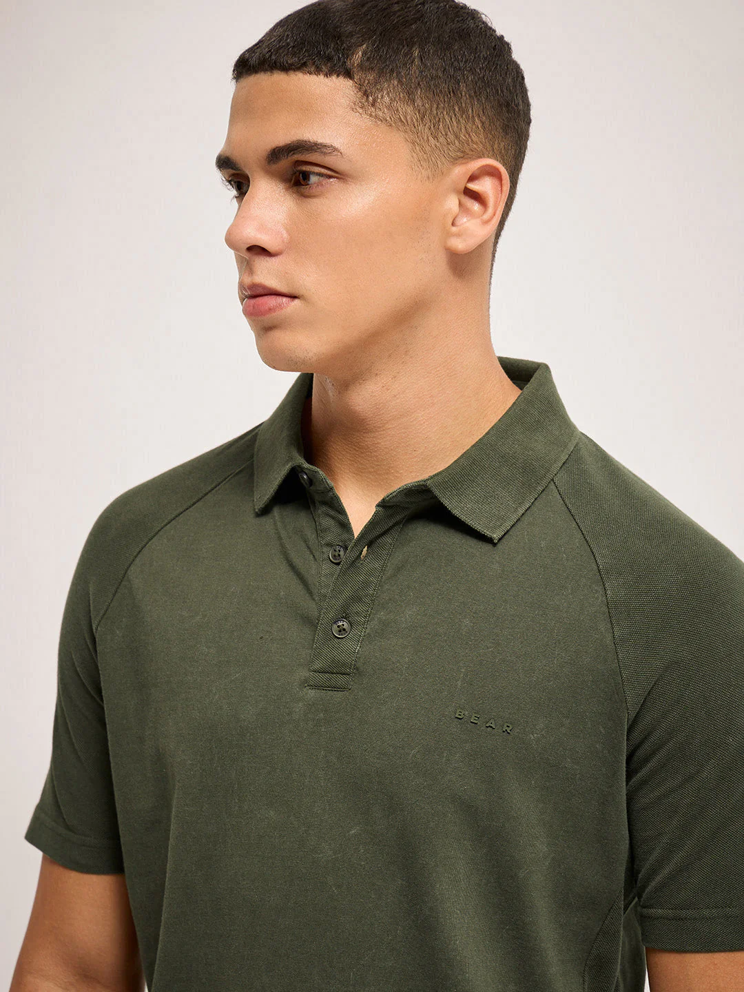 Men Green Solid Regular Fit Polo Collar T-shirt - Image 4