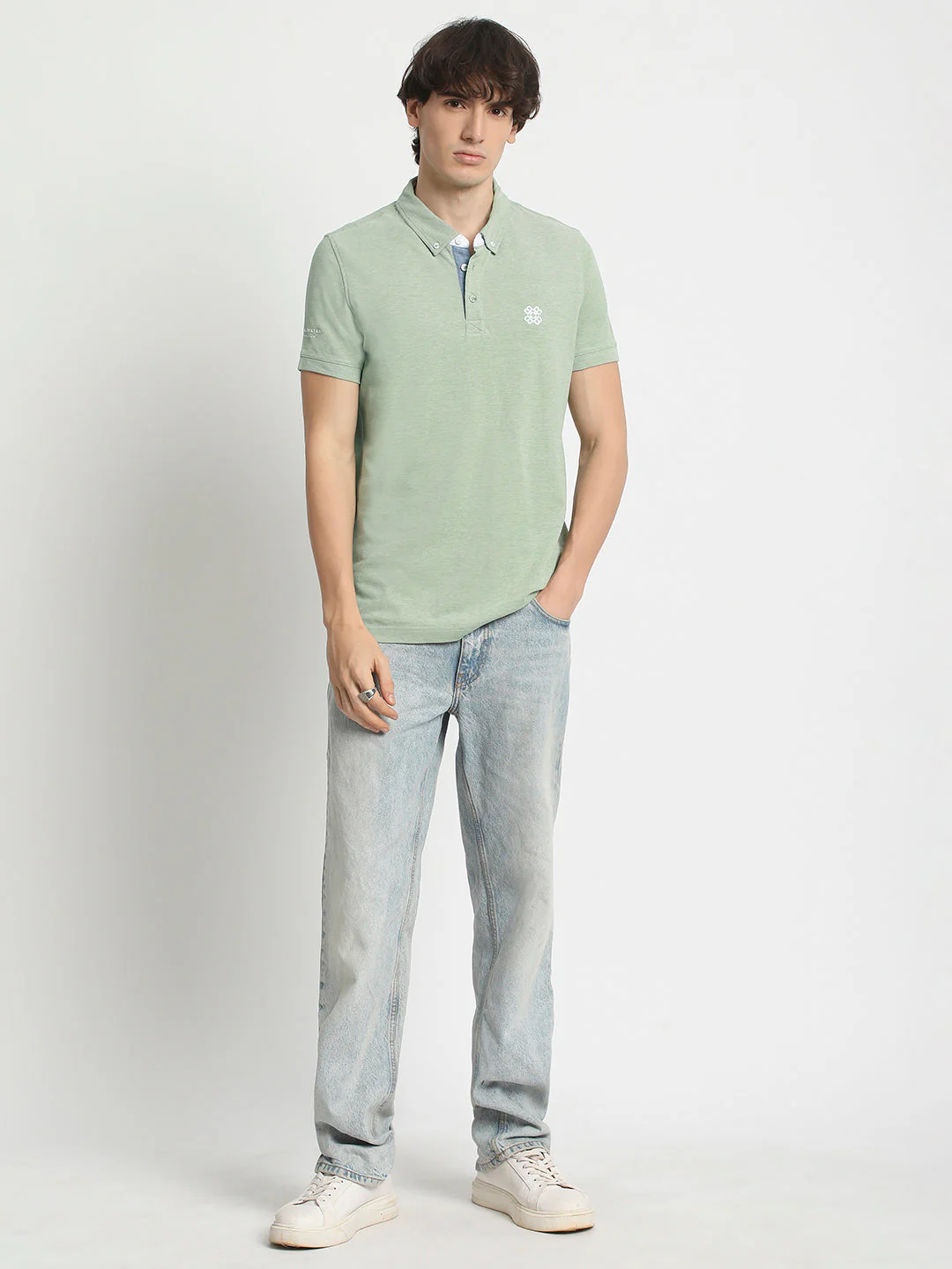 Men Green Solid Regular Fit Polo Collar T-shirt - Image 5